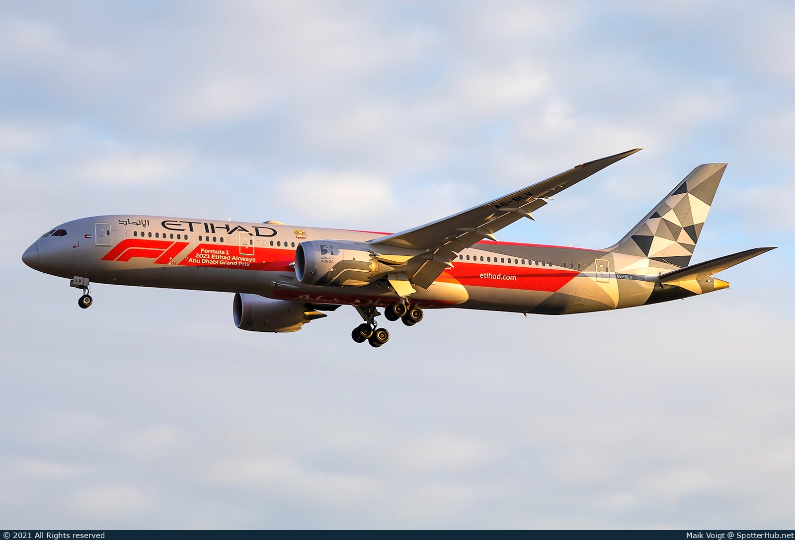 Photo of A6-BLV - Boeing 787-9 Dreamliner operated by Etihad Airways