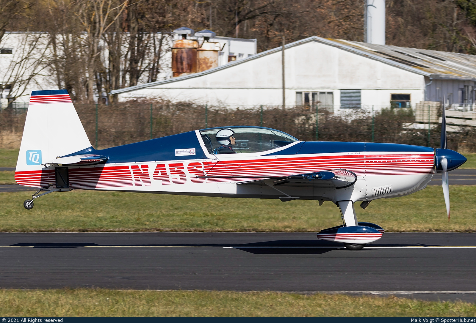 Photo of N45S - Extra EA-300S operated by Private