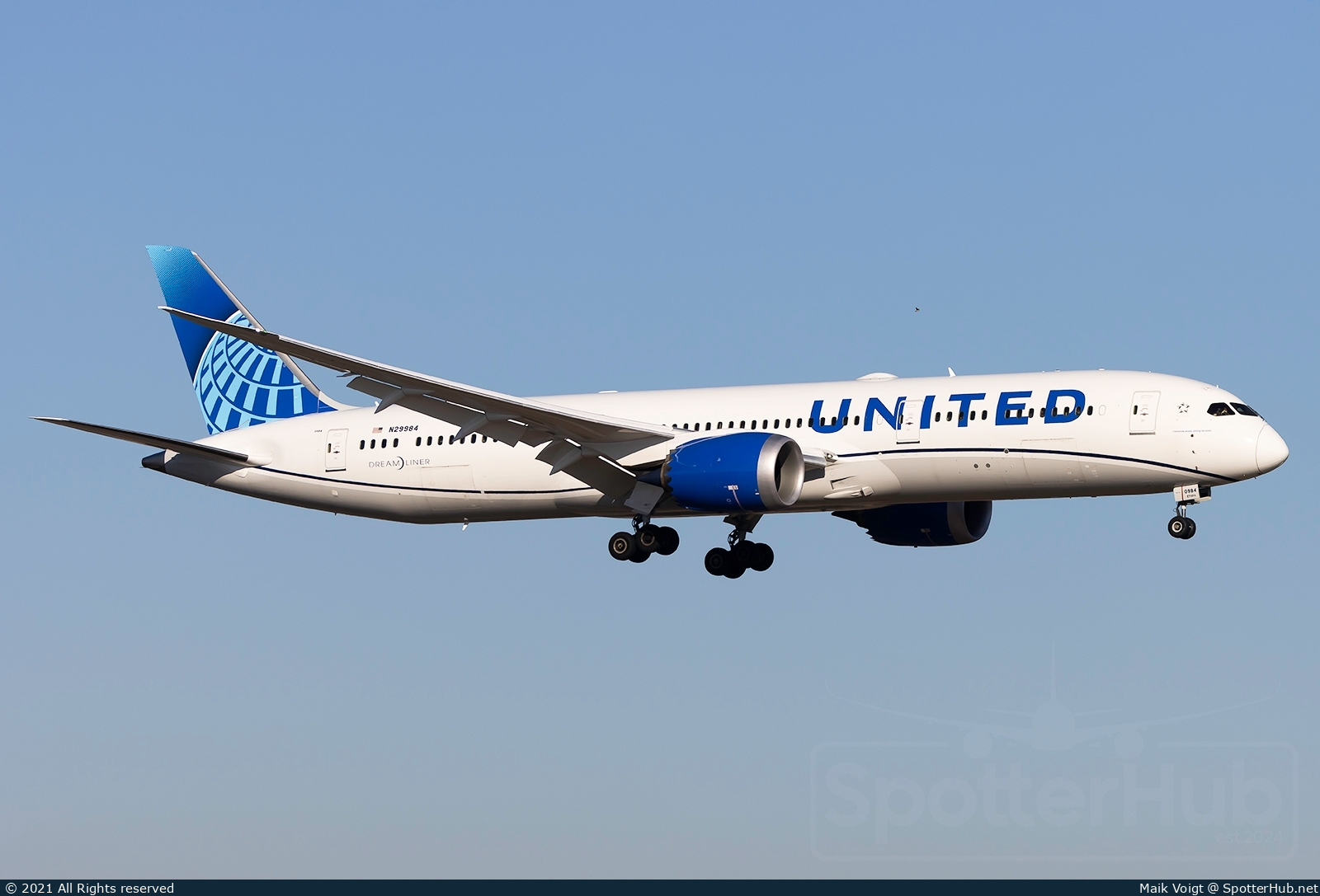 Photo of N29984 - Boeing 787-9 Dreamliner operated by United Airlines
