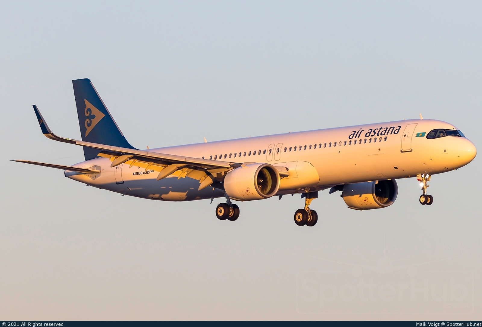 Photo of P4-KGA - Airbus A321-271NX operated by Air Astana