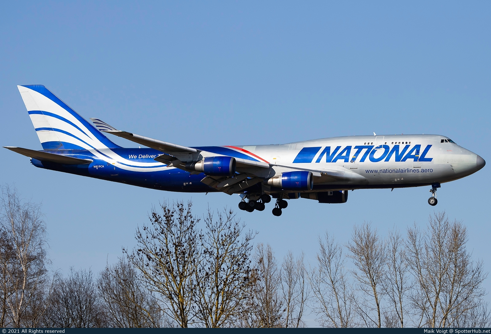 Photo of N919CA - Boeing 747-428(BCF) operated by National Airlines [2006]