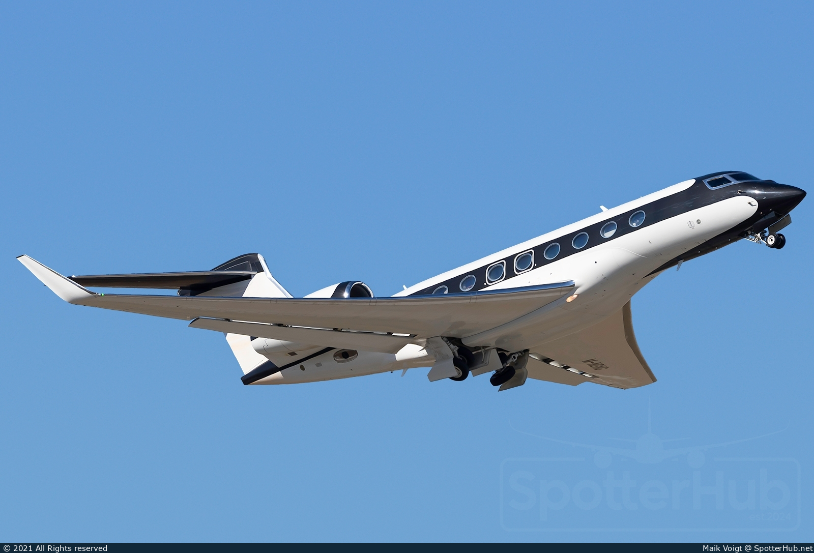 Photo of M-NGNG - Gulfstream G650 operated by Infinity Sky