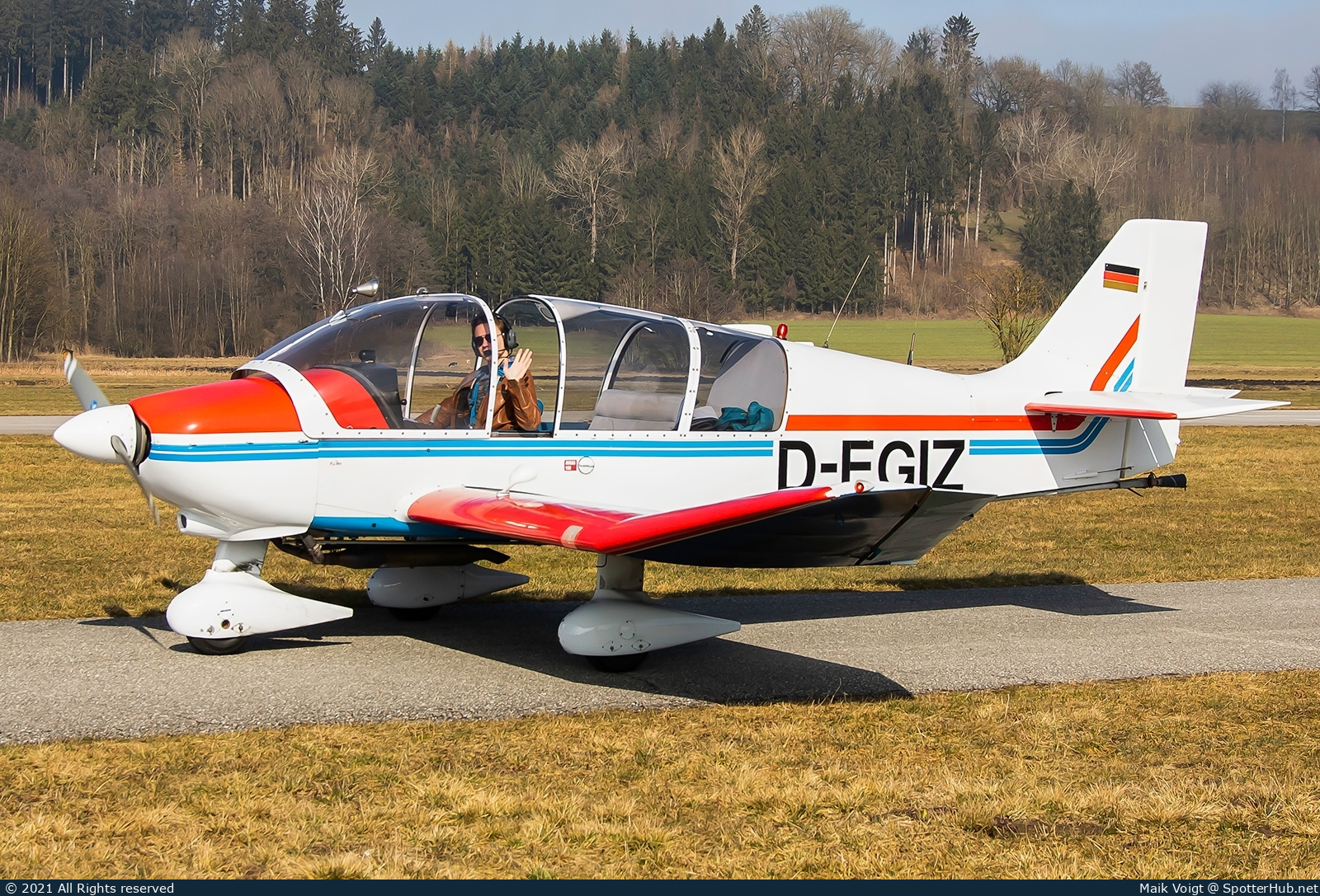 Photo of D-EGIZ - Robin DR400/180R Remorqueur operated by Fliegerclub Mühldorf