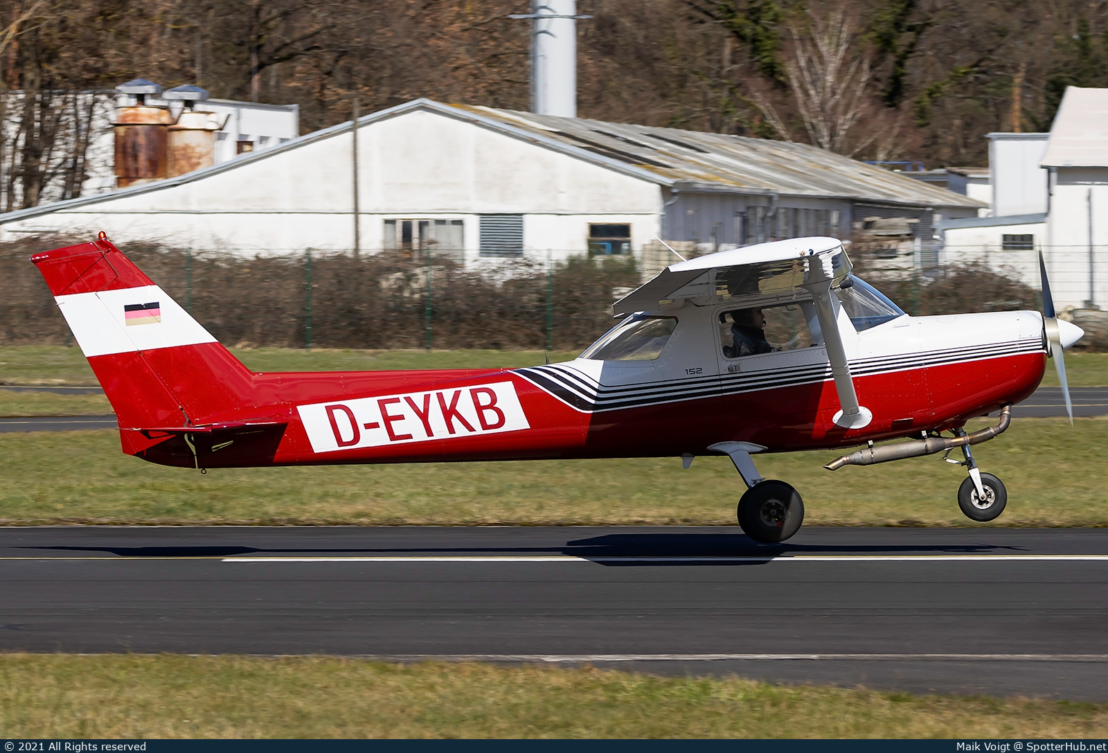Photo of D-EYKB - Reims-Cessna F152 operated by Panorama Air