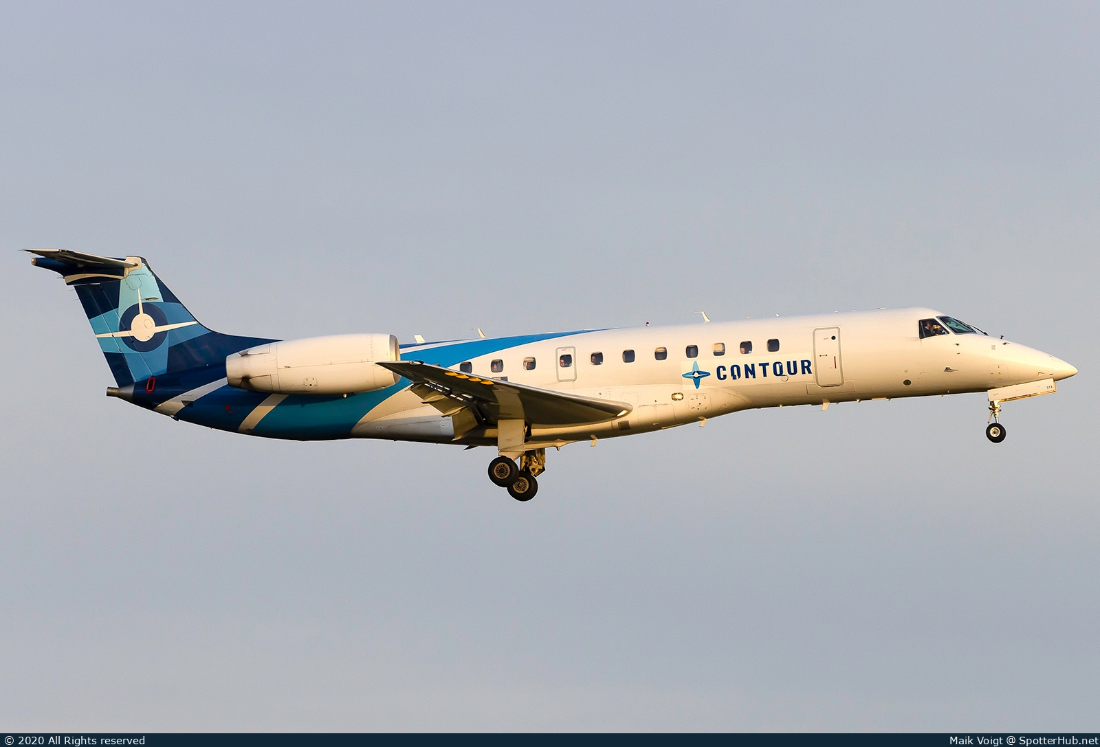 Photo of N17513 - Embraer ERJ-135LR operated by Contour Airlines