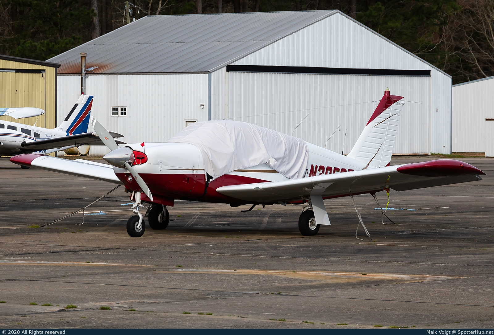 Photo of N3952T - Piper PA-28R-180 Cherokee Arrow operated by Private