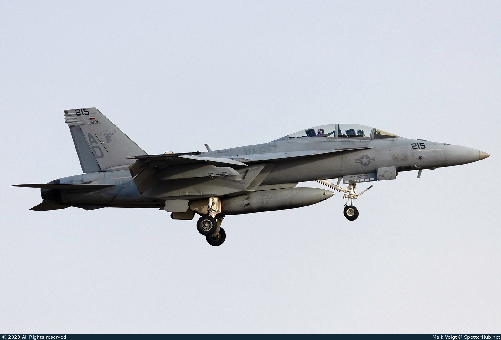 Photo of 165803 - Boeing F/A-18F Super Hornet operated by US Navy