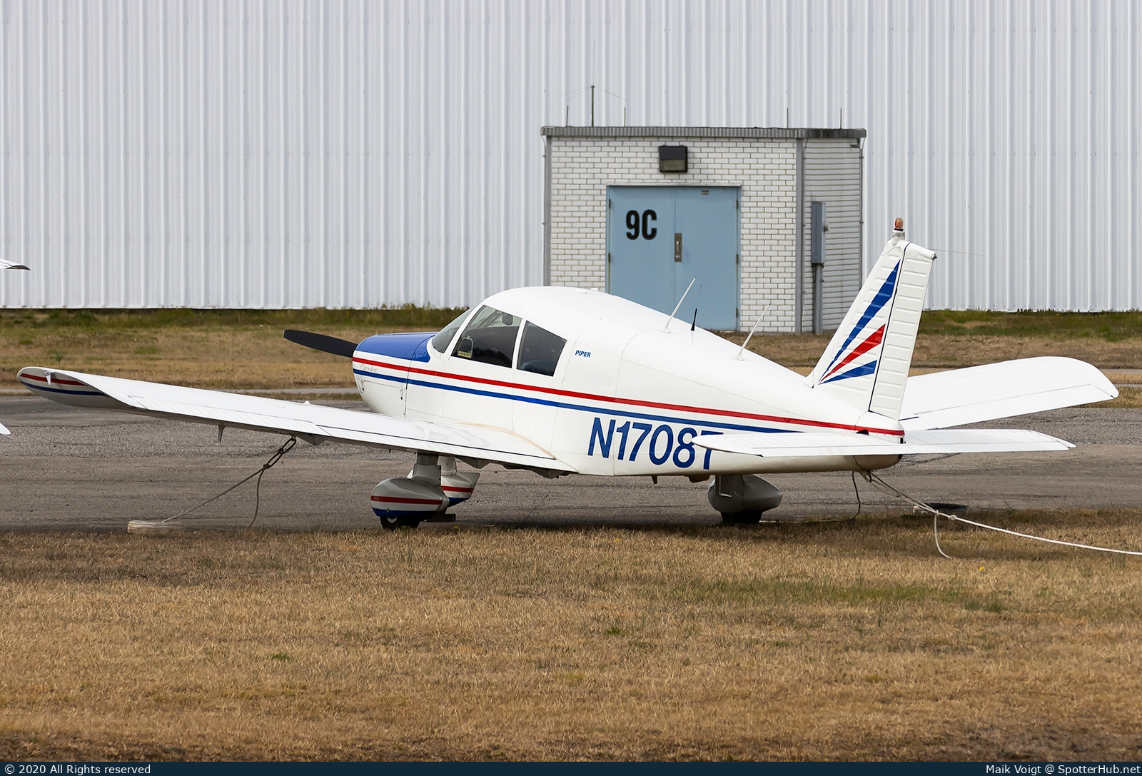 Photo of N1708T - Piper PA-28-140 Cherokee operated by Private