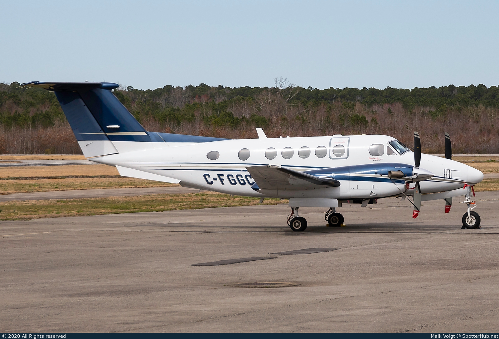 Photo of C-FGGC - Beechcraft B200GT Super King Air 250 operated by Shoreland Transport