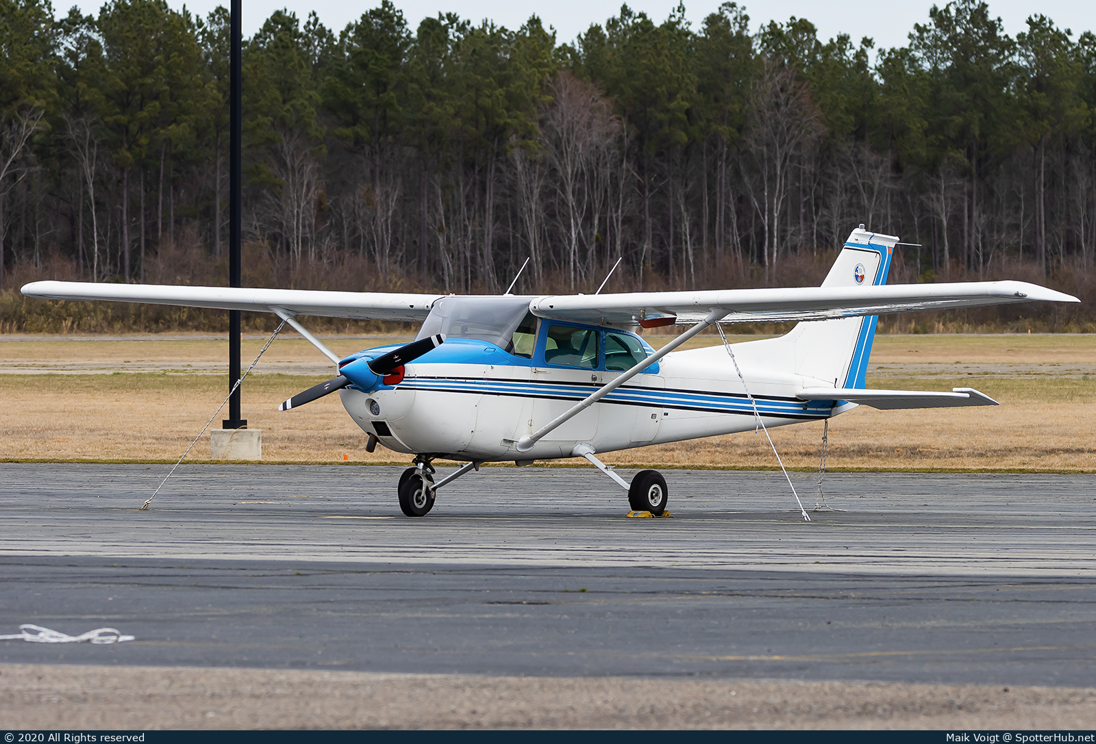 Photo of N20018 - Cessna 172M Skyhawk operated by Curtis Eads Flight School