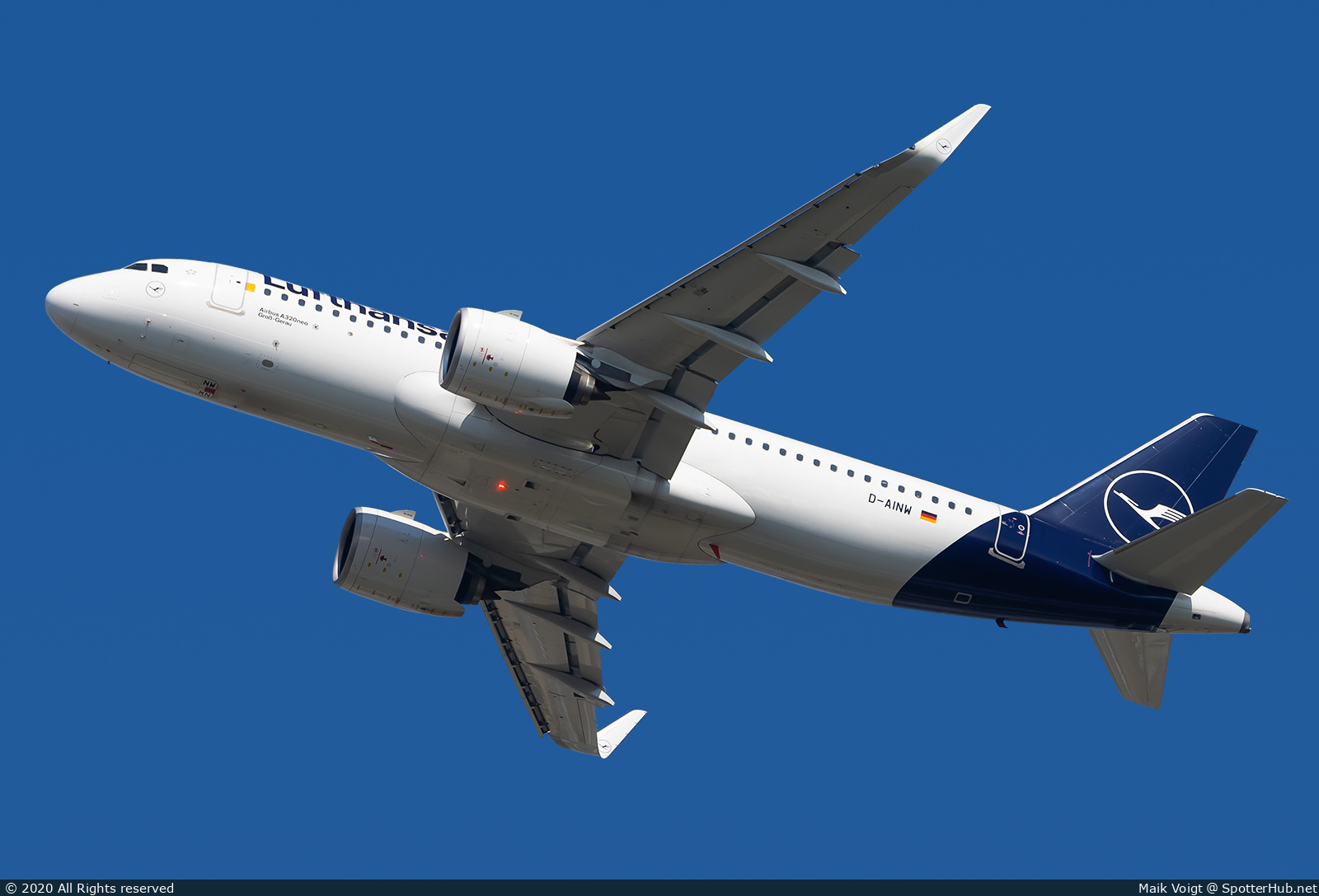 Photo of D-AINW - Airbus A320-271N operated by Lufthansa