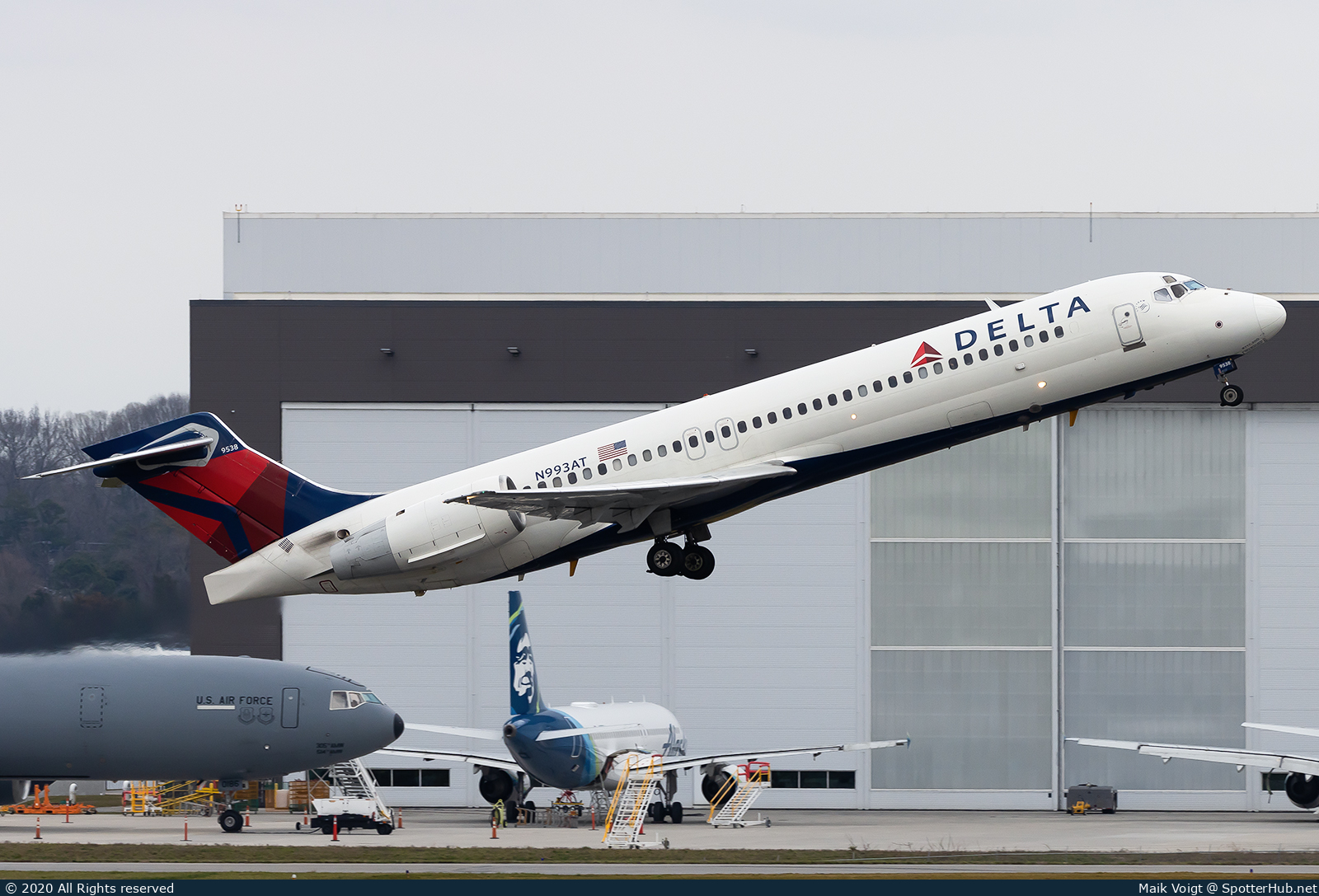 Photo of N933AT - Boeing 717-231 operated by Delta Air Lines