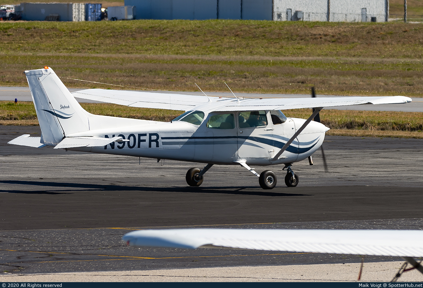 Photo of N90FR - Cessna 172N Skyhawk operated by Private