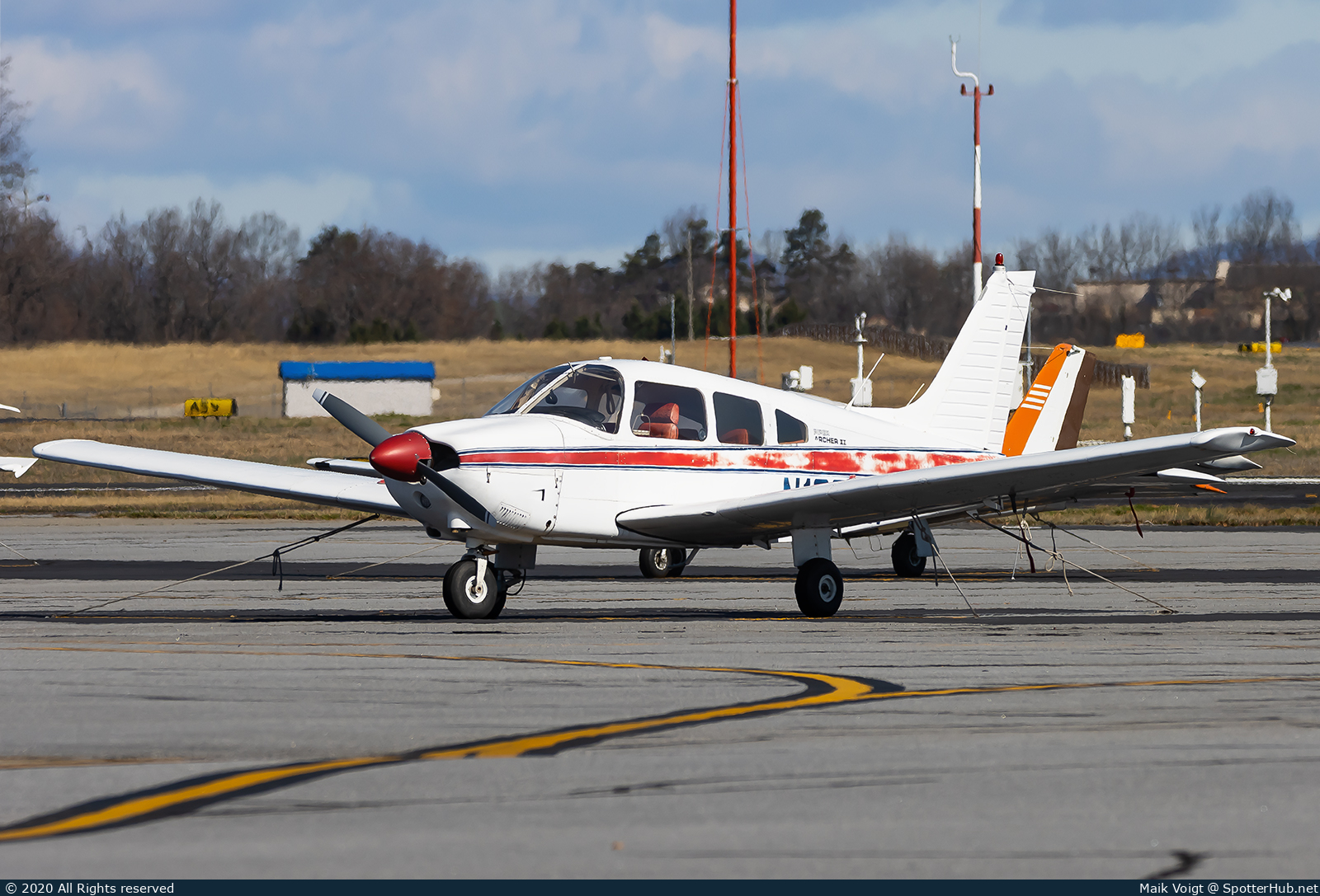 Photo of N199GW - Piper PA-28-181 Archer II operated by Raleigh Flying Club