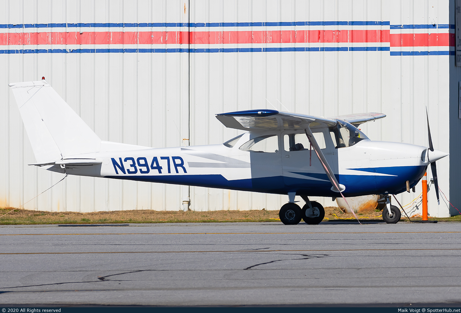 Photo of N3947R - Cessna 172H Skyhawk operated by Private