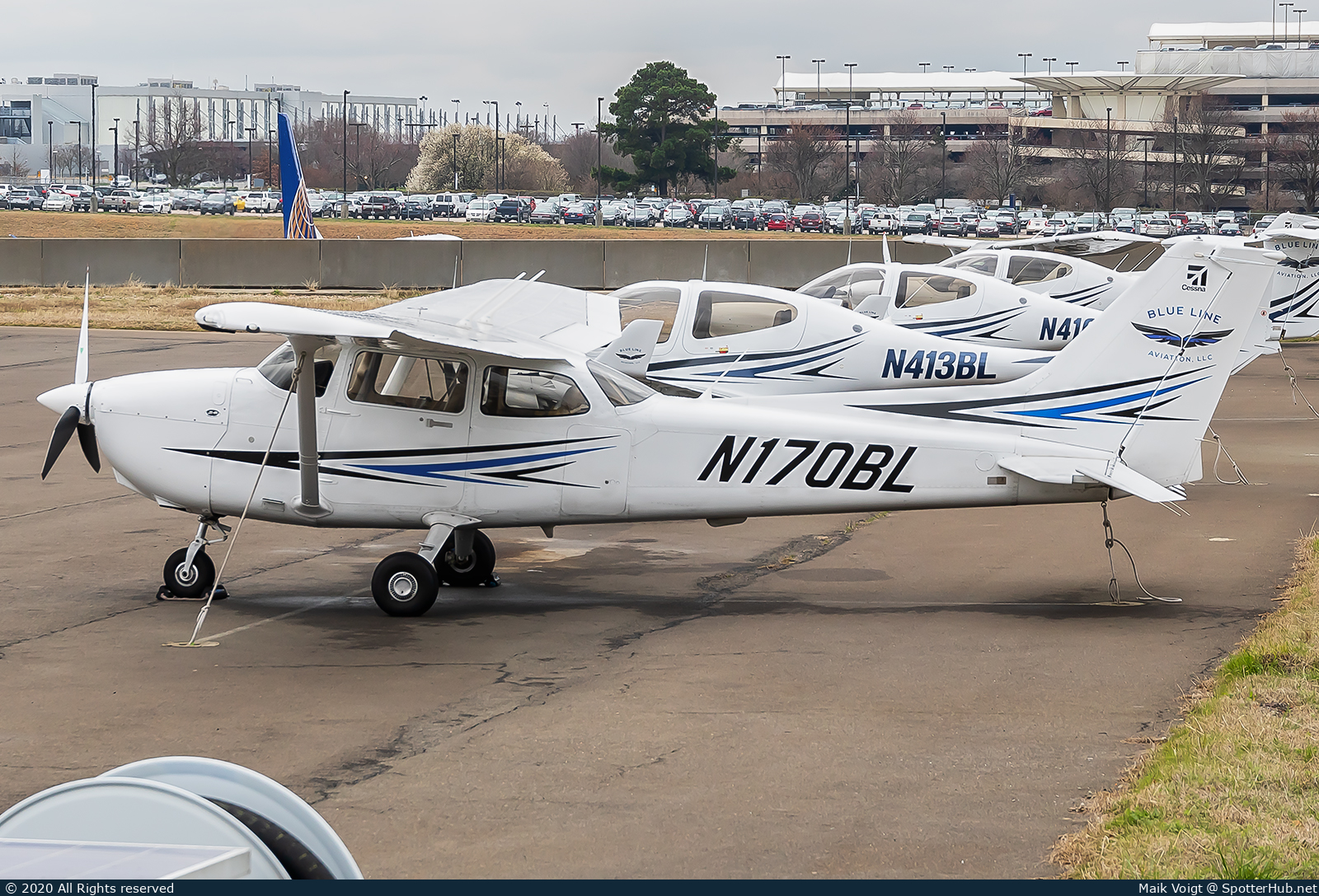 Photo of N170BL - Cessna 172S Skyhawk SP operated by Blue Line Aviation