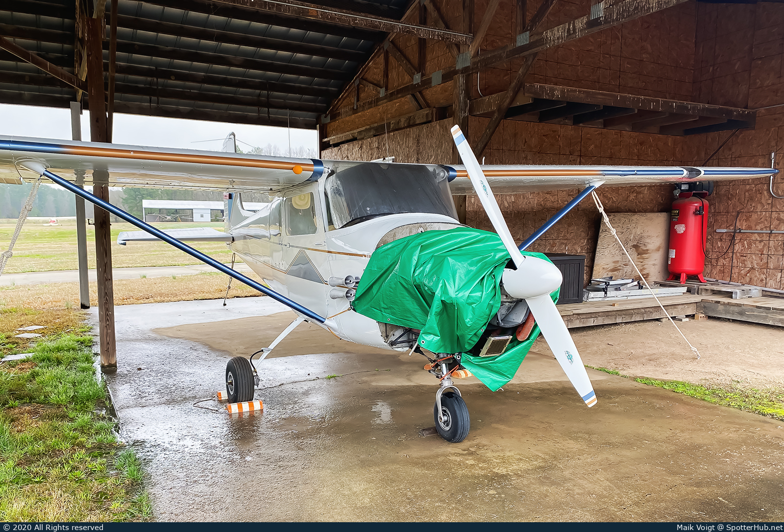 Photo of N7079A - Cessna 172 operated by Private