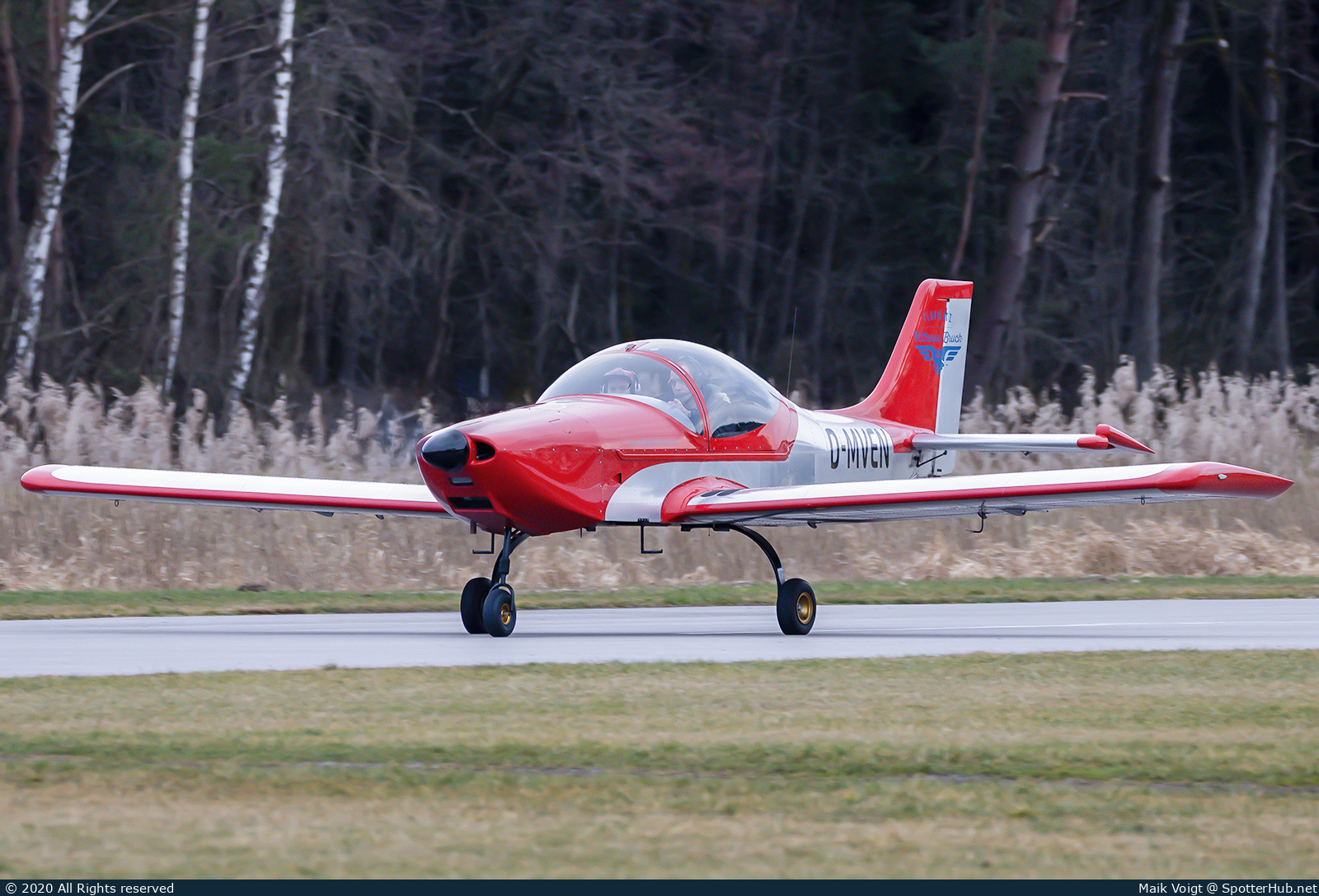 Photo of D-MVEN - Breezer B600 operated by Flugschule SchweigAir