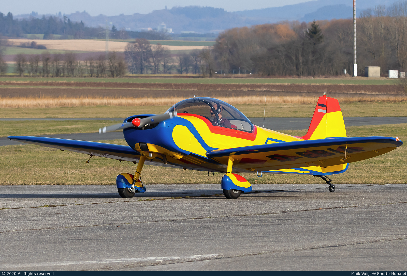 Photo of D-EBIA - Binder CP-301S Smaragd [Piel CP-30] operated by Private