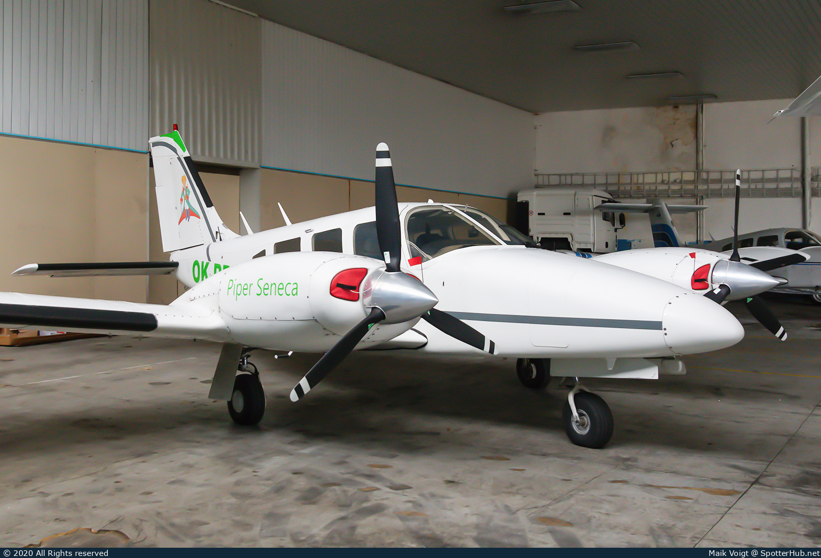 Photo of OK-RBR - Piper PA-34-200T Seneca II operated by Aviatický klub