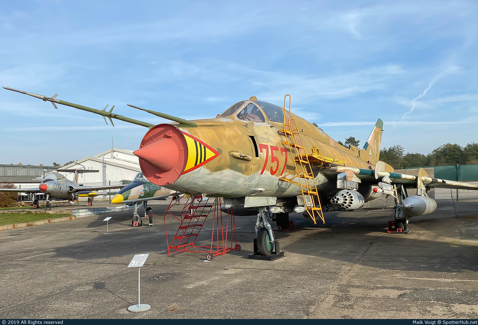 Photo of 757 - Sukhoi Su-22M4 Fitter-K operated by German Democratic Republic Air Force