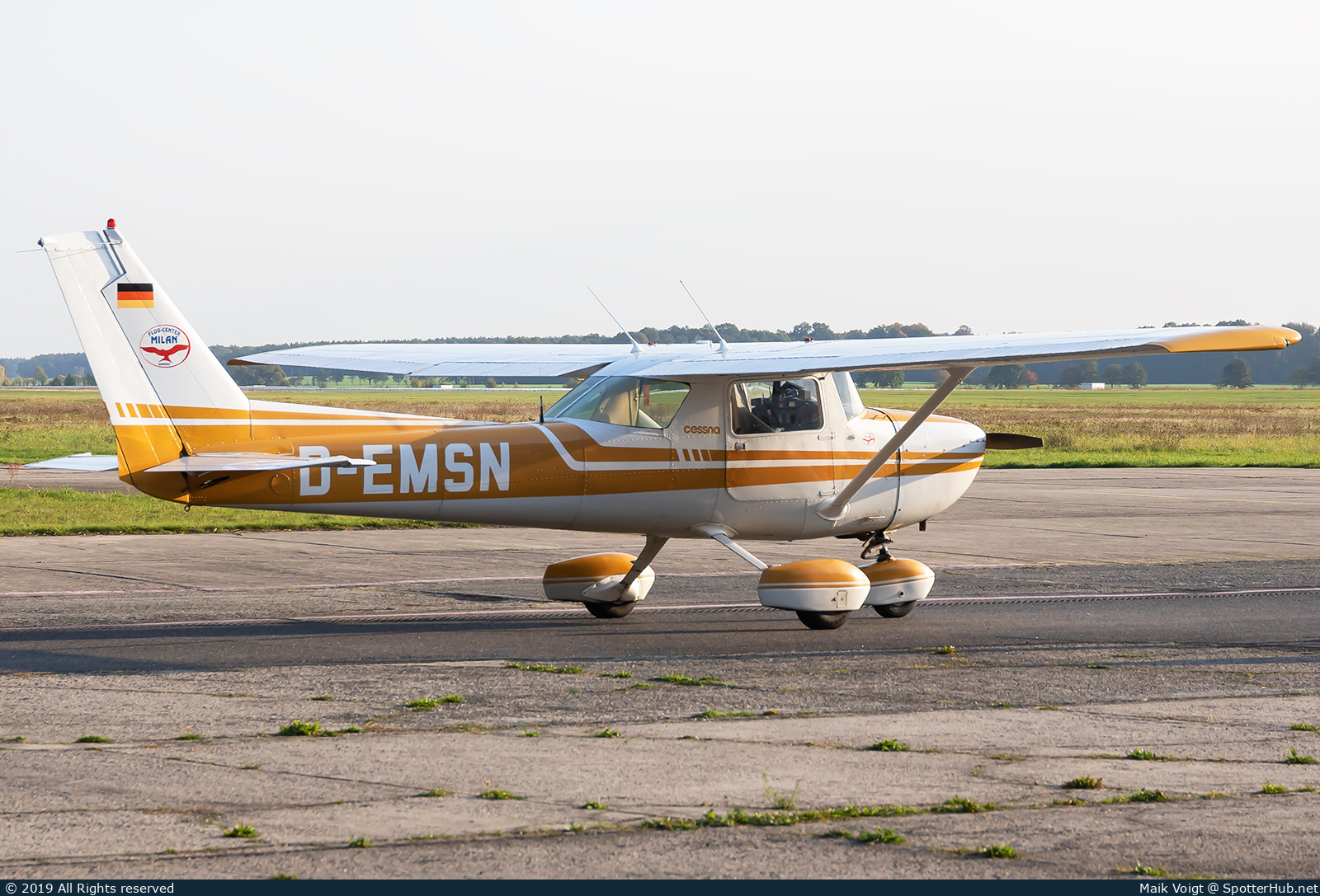 Photo of D-EMSN - Cessna 150M Commuter operated by Flug-Center MILAN