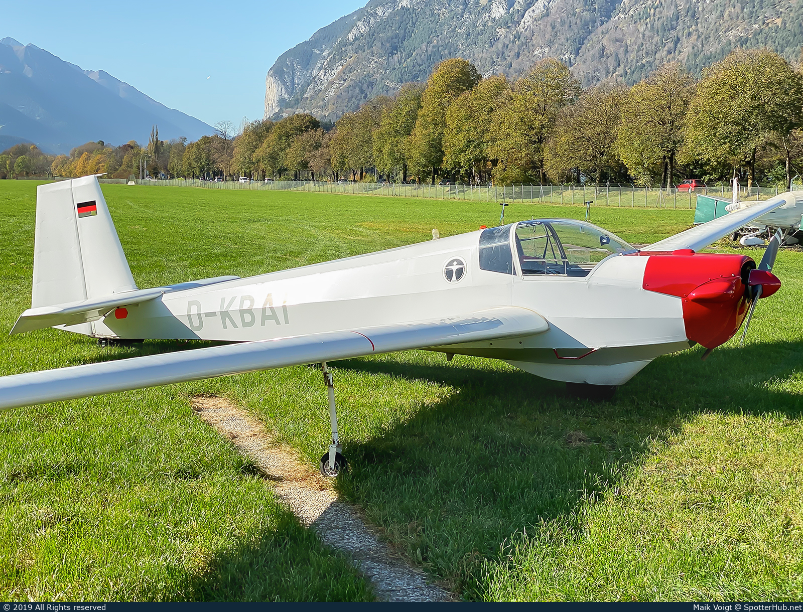 Photo of D-KBAI - Scheibe SF 25B Falke operated by Fliegergruppe Gingen/Fils