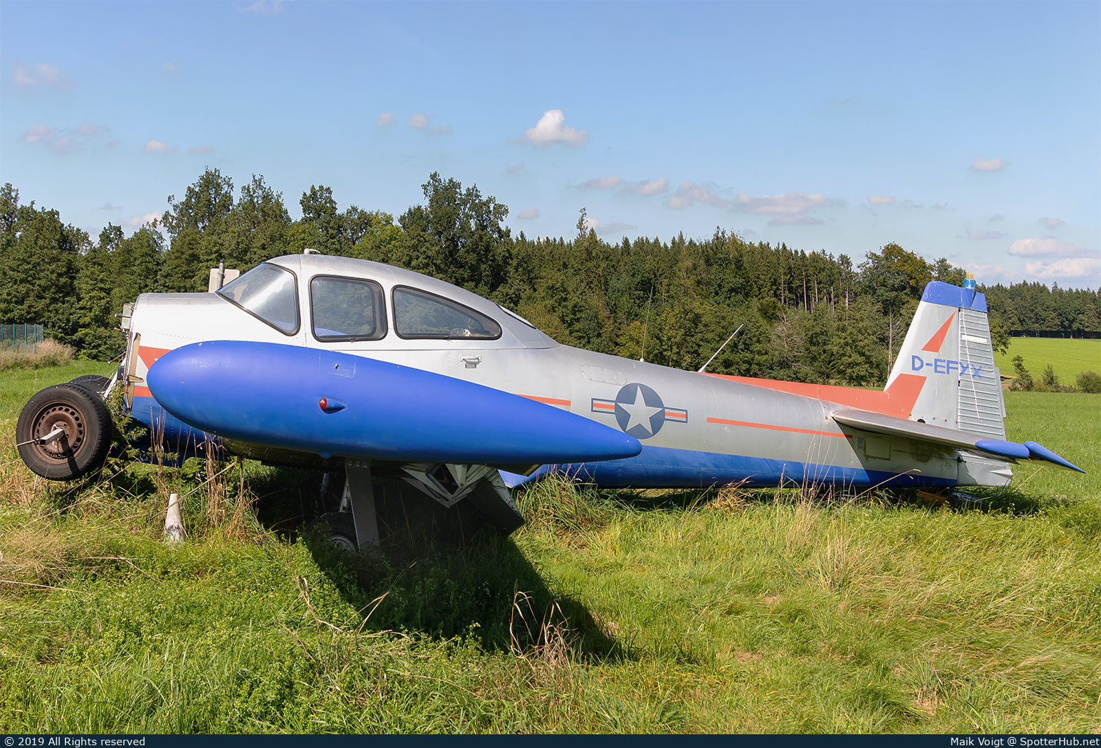 Photo of D-EFYX - Ryan Navion A operated by Private