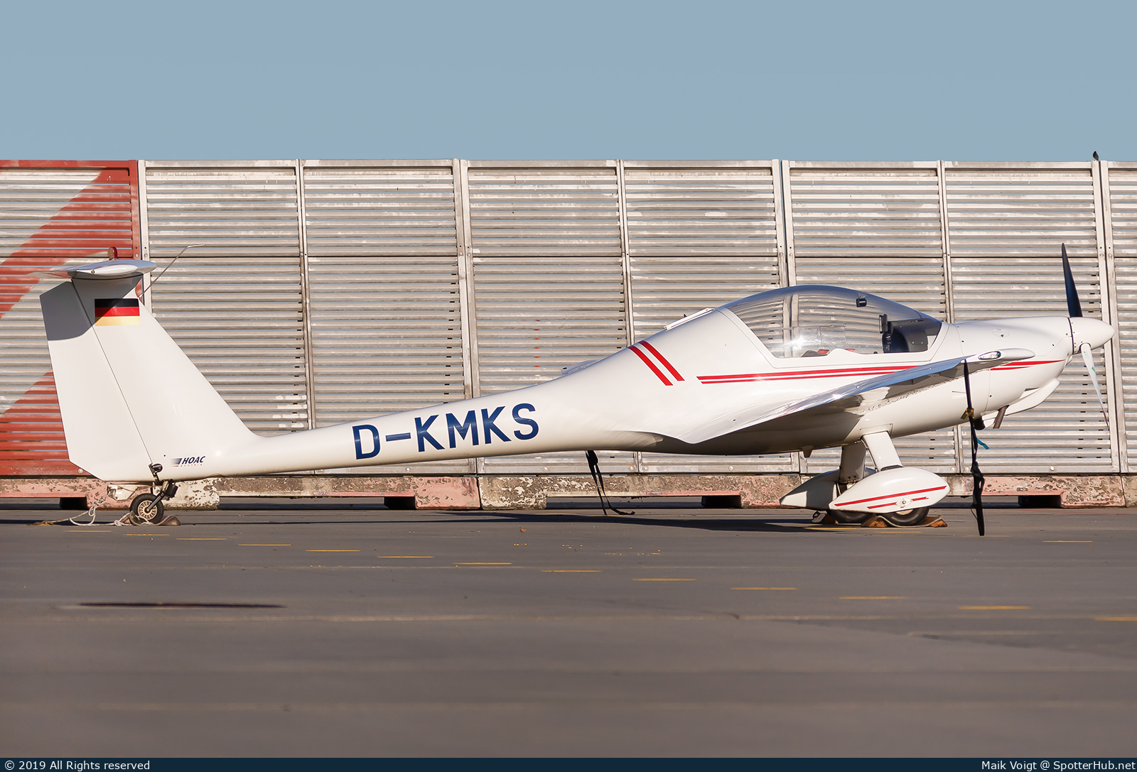 Photo of D-KMKS - Diamond HK36 R Super Dimona operated by Sportflieger Club Ulm