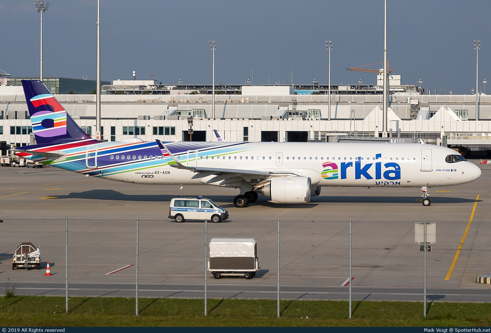 Photo of 4X-AGN - Airbus A321-251NX operated by Arkia Israeli Airlines