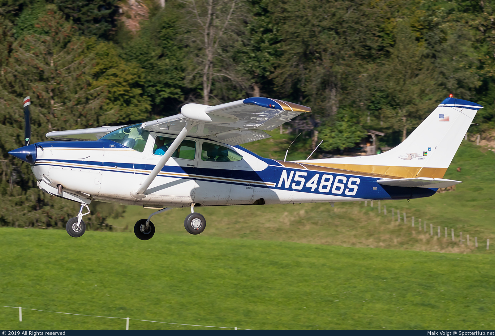 Photo of N5486S - Cessna TR182 Turbo Skylane RG operated by Private