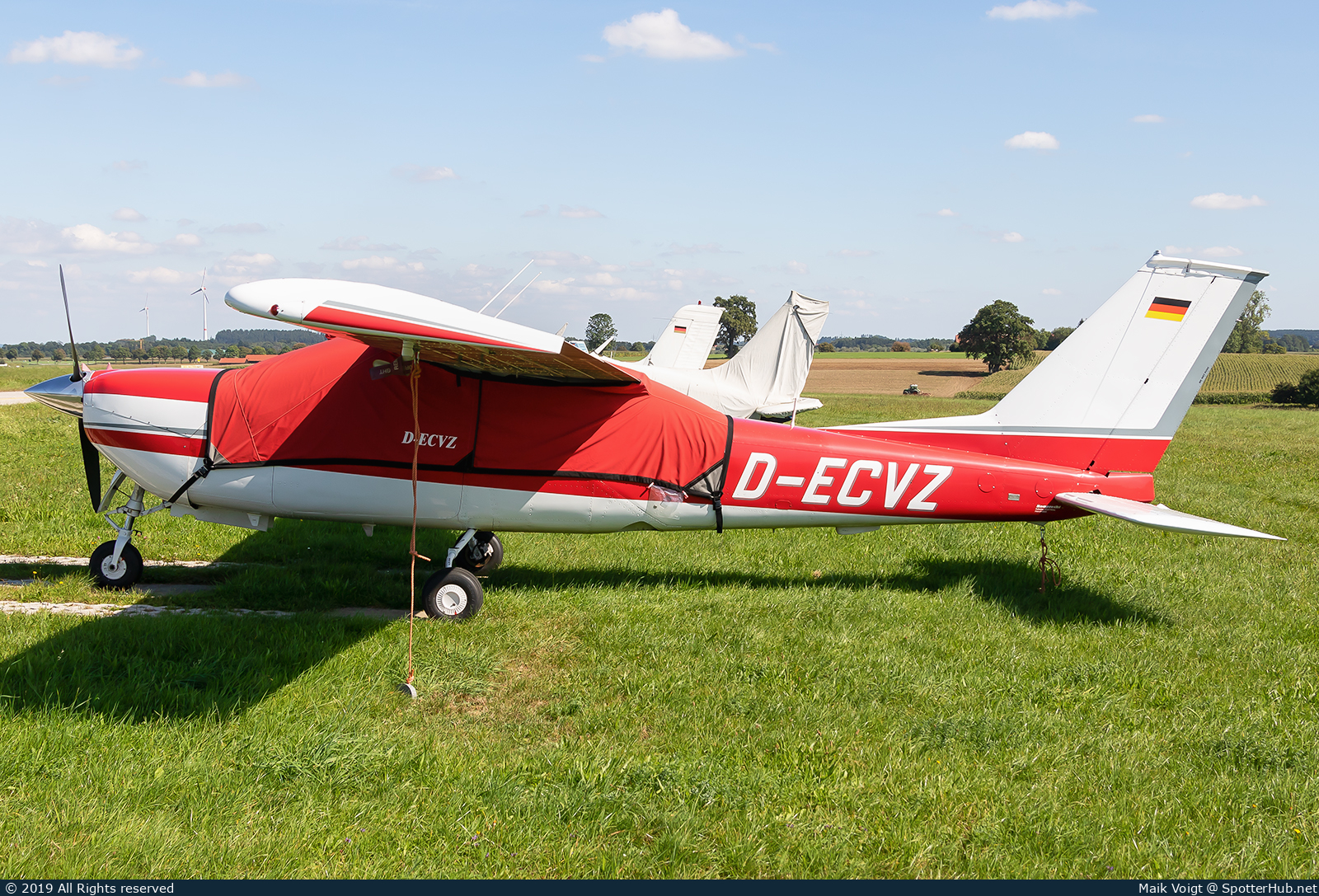 Photo of D-ECVZ - Reims-Cessna F177RG Cardinal RG operated by Private