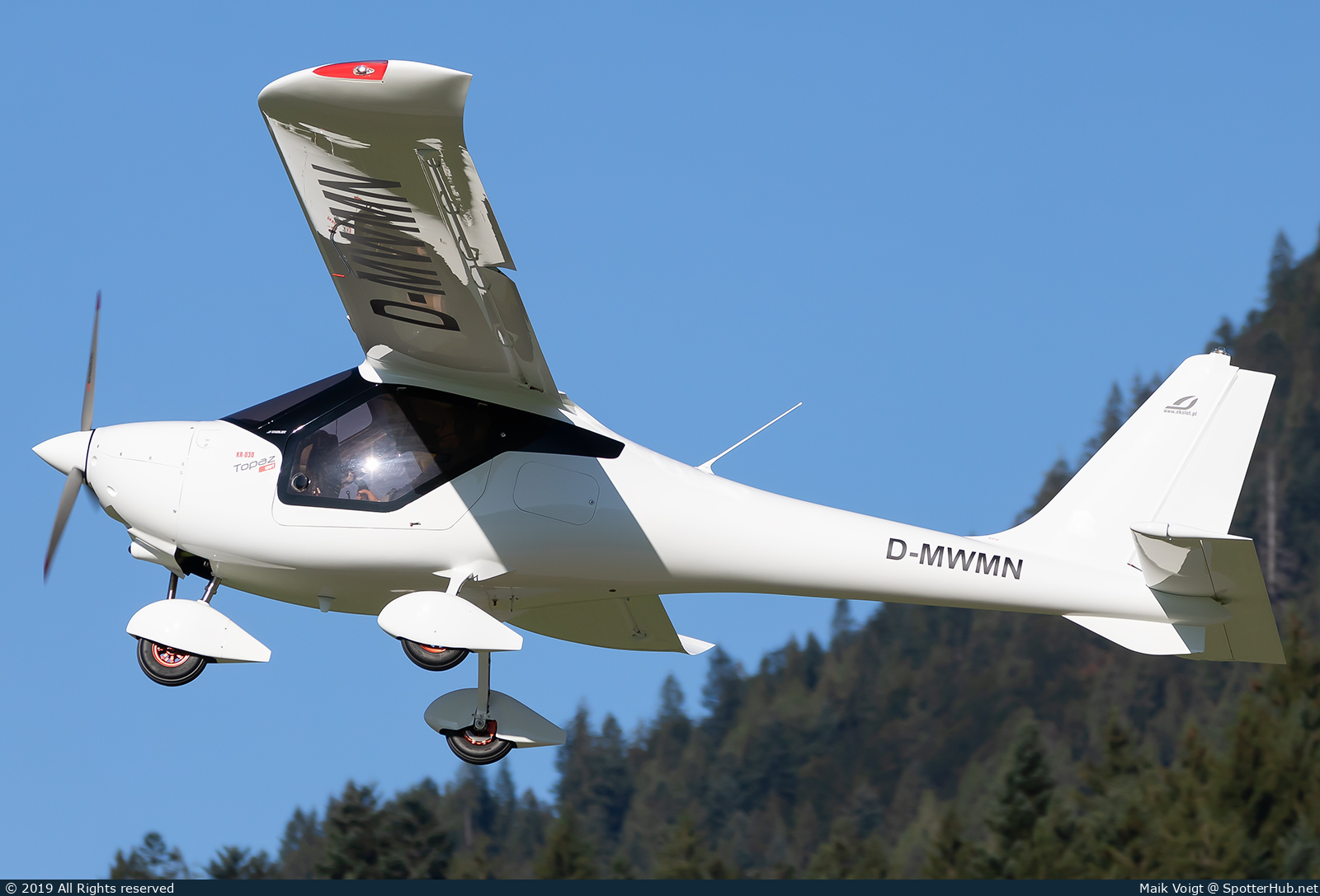Photo of D-MWMN - Ekolot KR-030 Topaz operated by Private