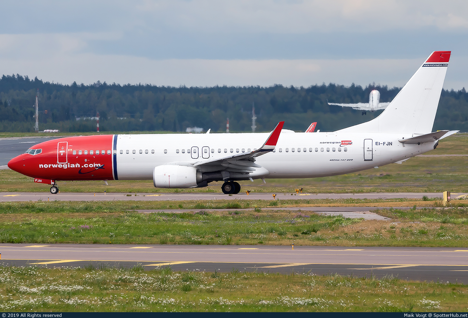 Photo of EI-FJN - Boeing 737-8JP operated by Norwegian Air International