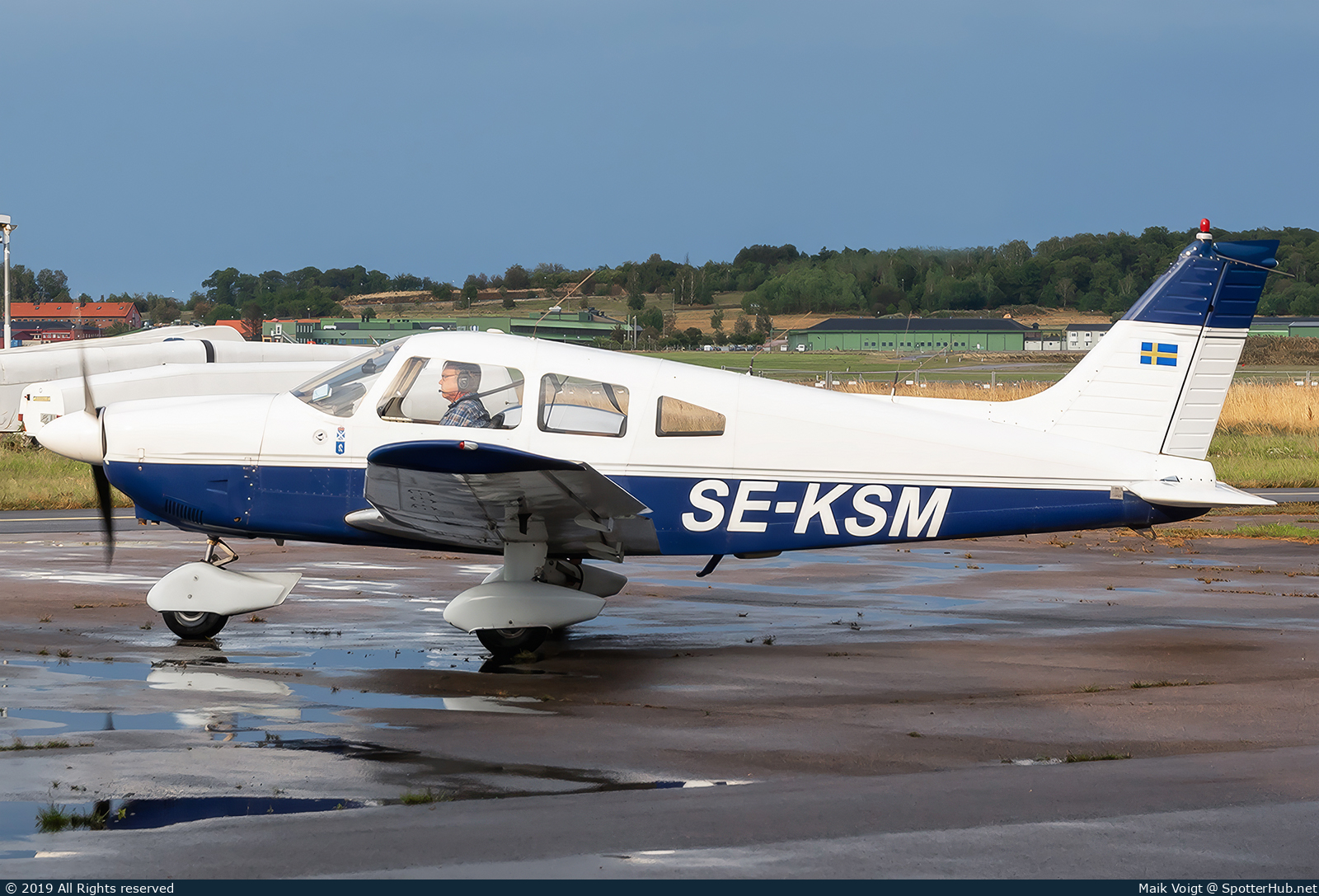 Photo of SE-KSM - Piper PA-28-181 Archer II operated by Halmstad Flygklubb