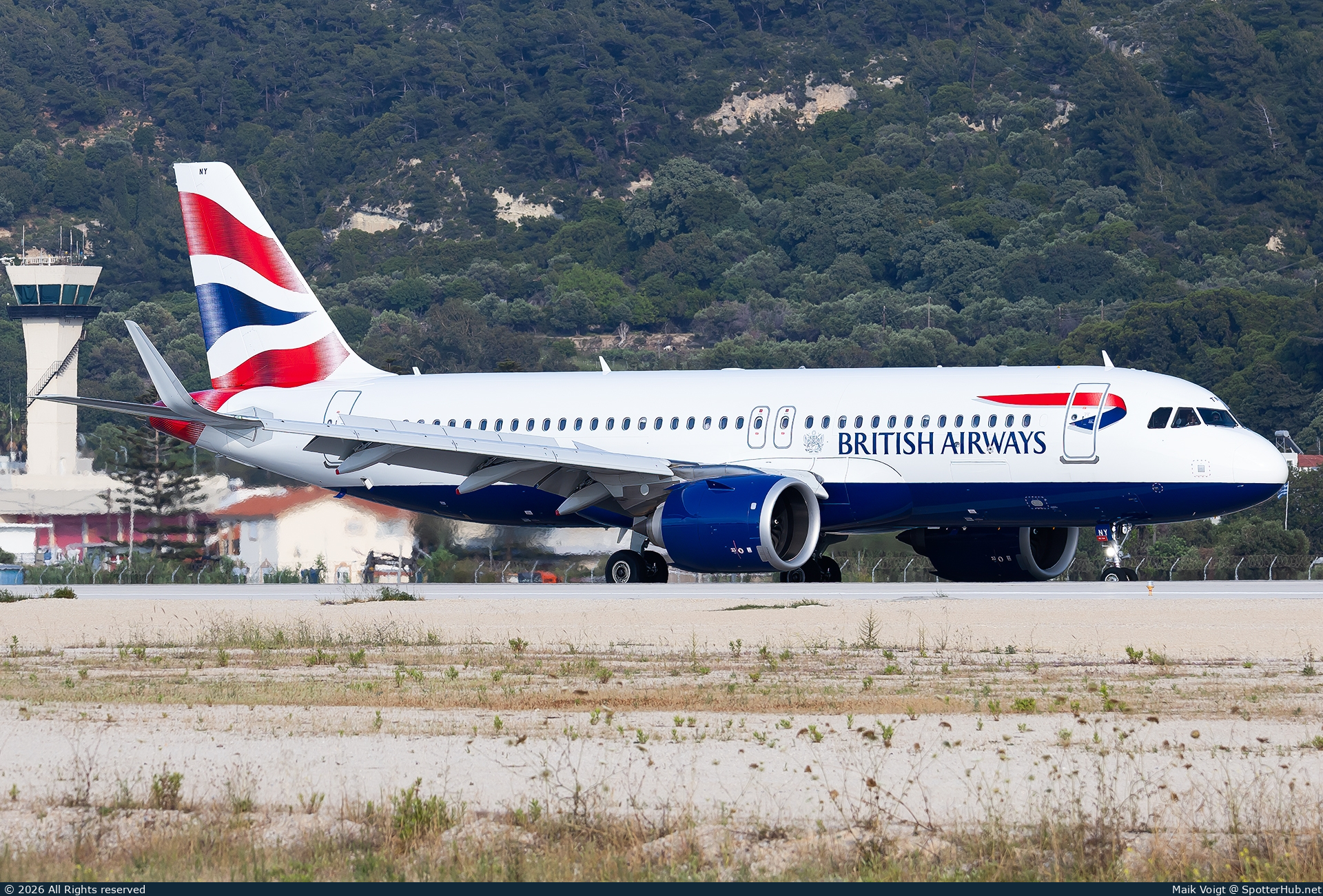 Photo of G-TTNY - Airbus A320-251N operated by British Airways