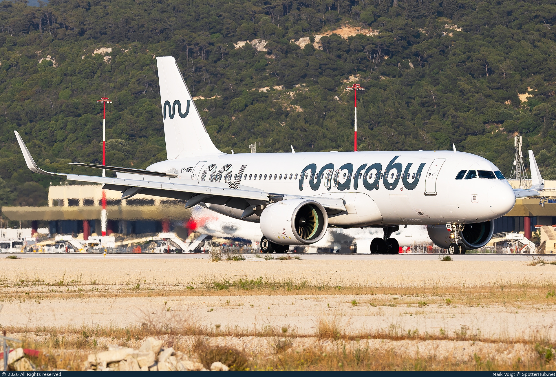 Photo of ES-MBU - Airbus A320-271N operated by Marabu Airlines