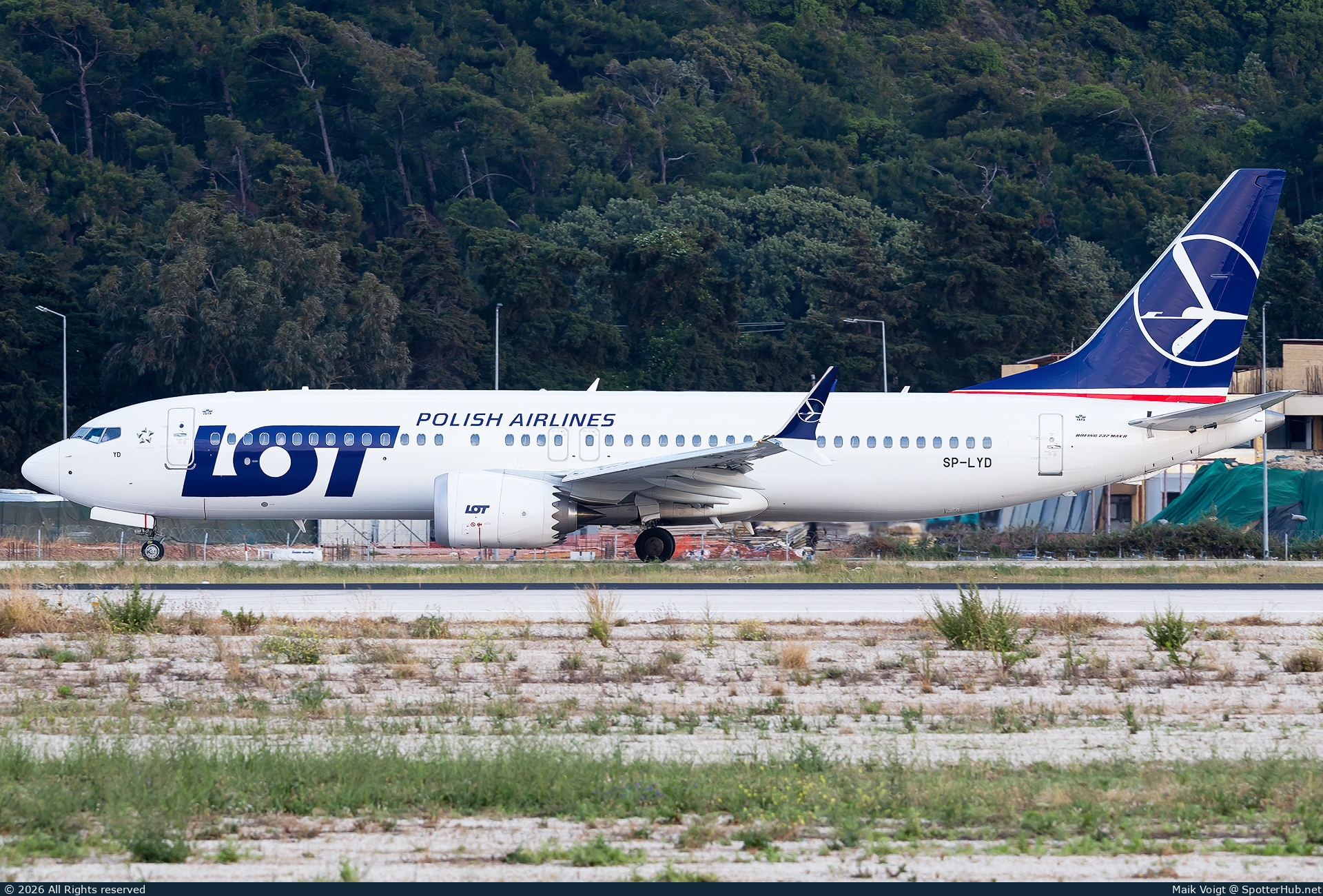 Photo of SP-LVD - Boeing 737 MAX 8 operated by LOT Polish Airlines