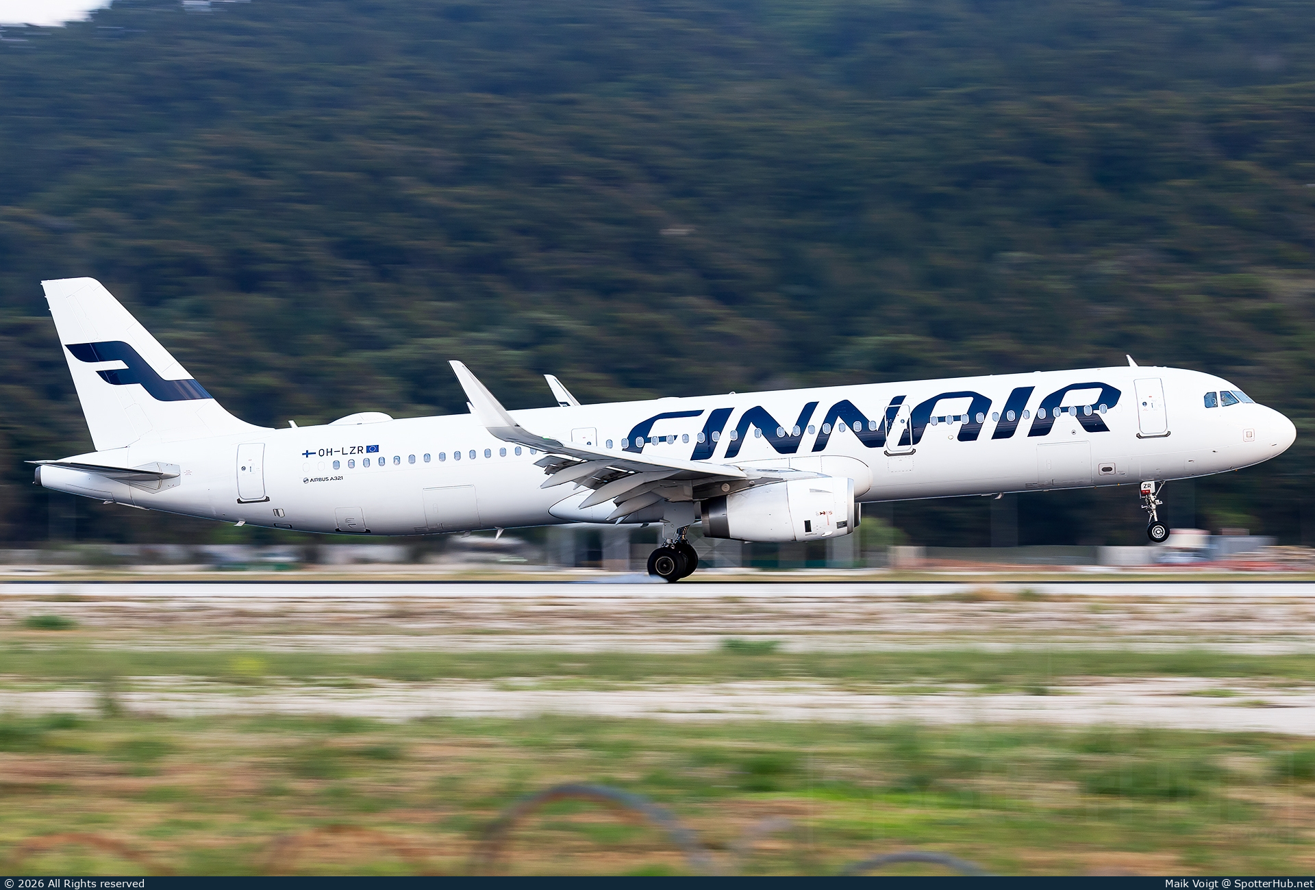 Photo of OH-LZR - Airbus A321-231 operated by Finnair