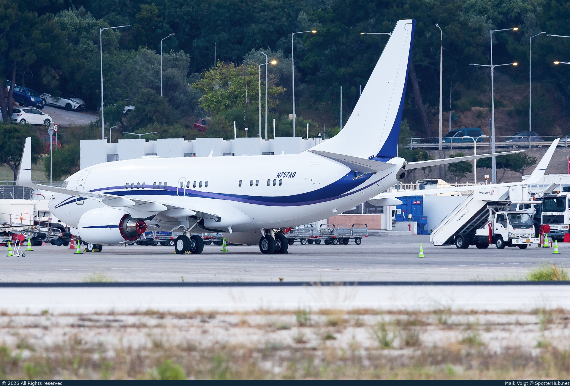 Photo of N737AG - Boeing 737-7BF(BBJ) operated by Funair Corp.