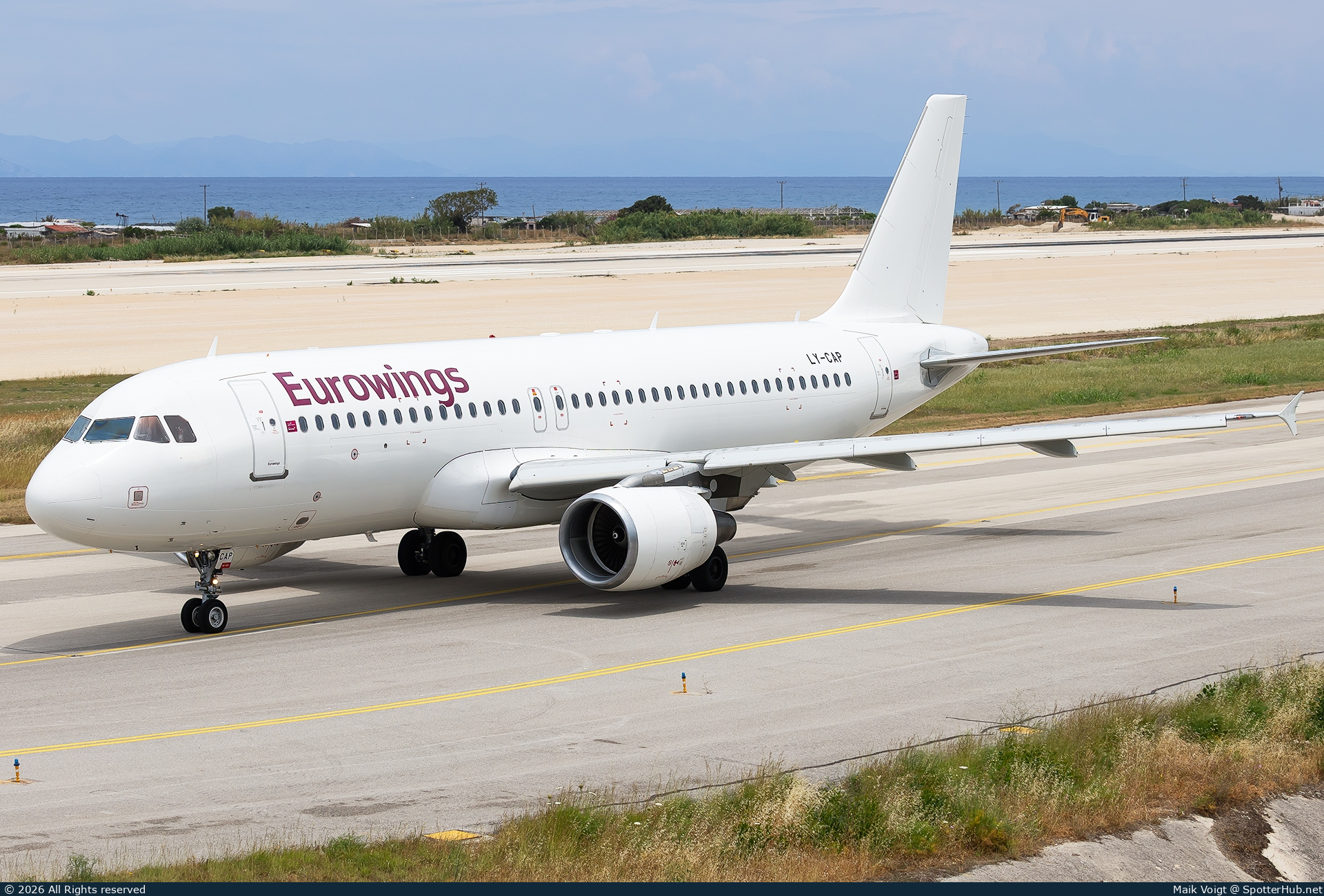 Photo of LY-CAP - Airbus A320-214 operated by Eurowings (opb GetJet Airlines)