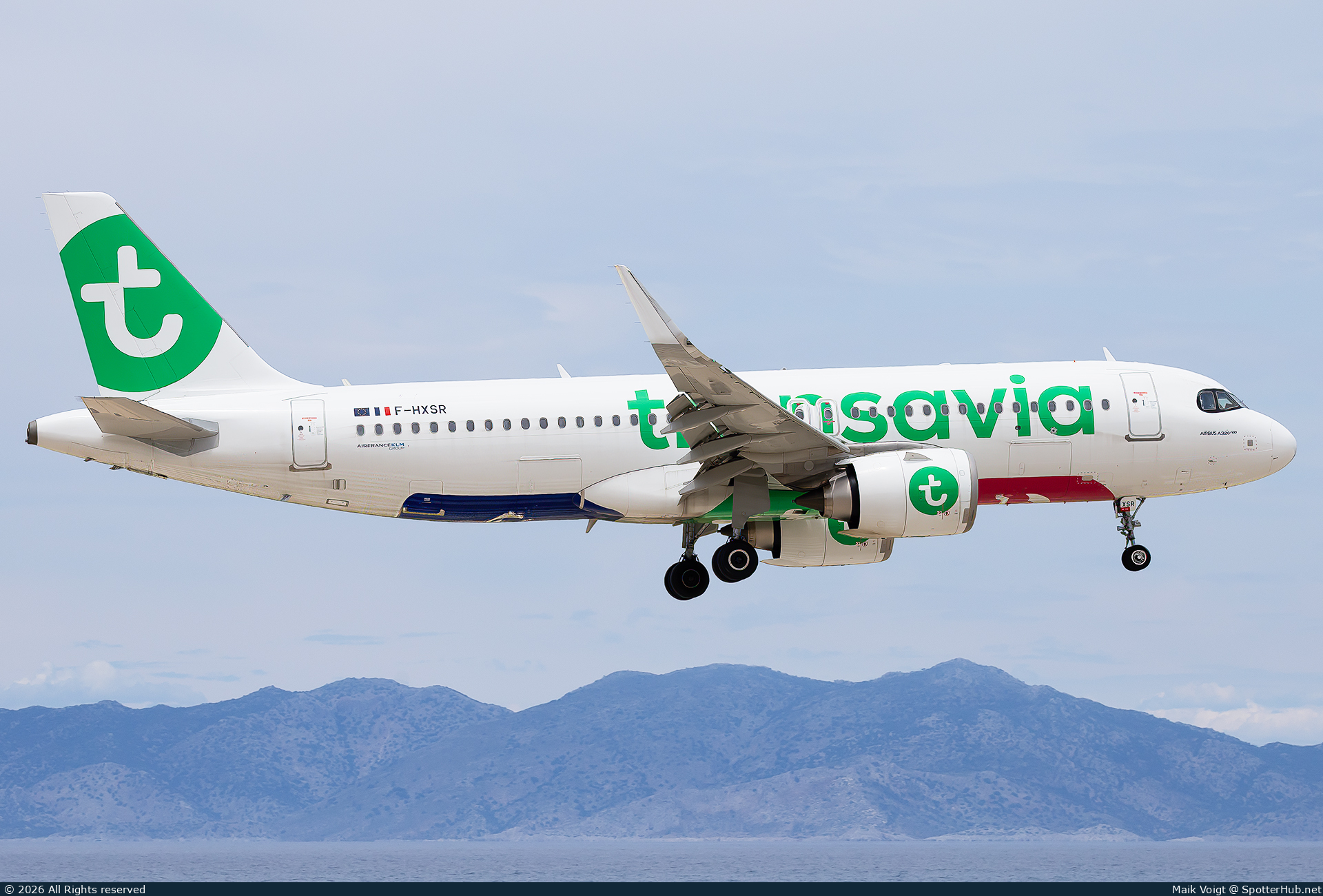 Photo of F-HXSR - Airbus A320-252N operated by Transavia France
