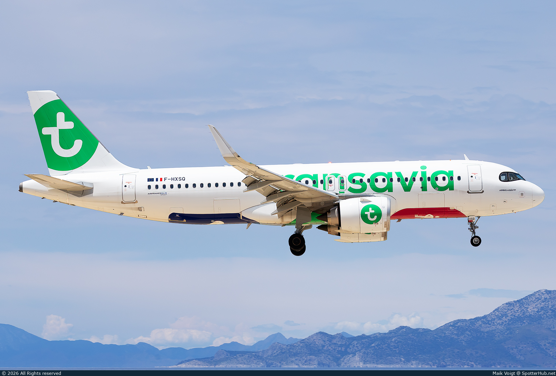 Photo of F-HXSQ - Airbus A320-252N operated by Transavia France
