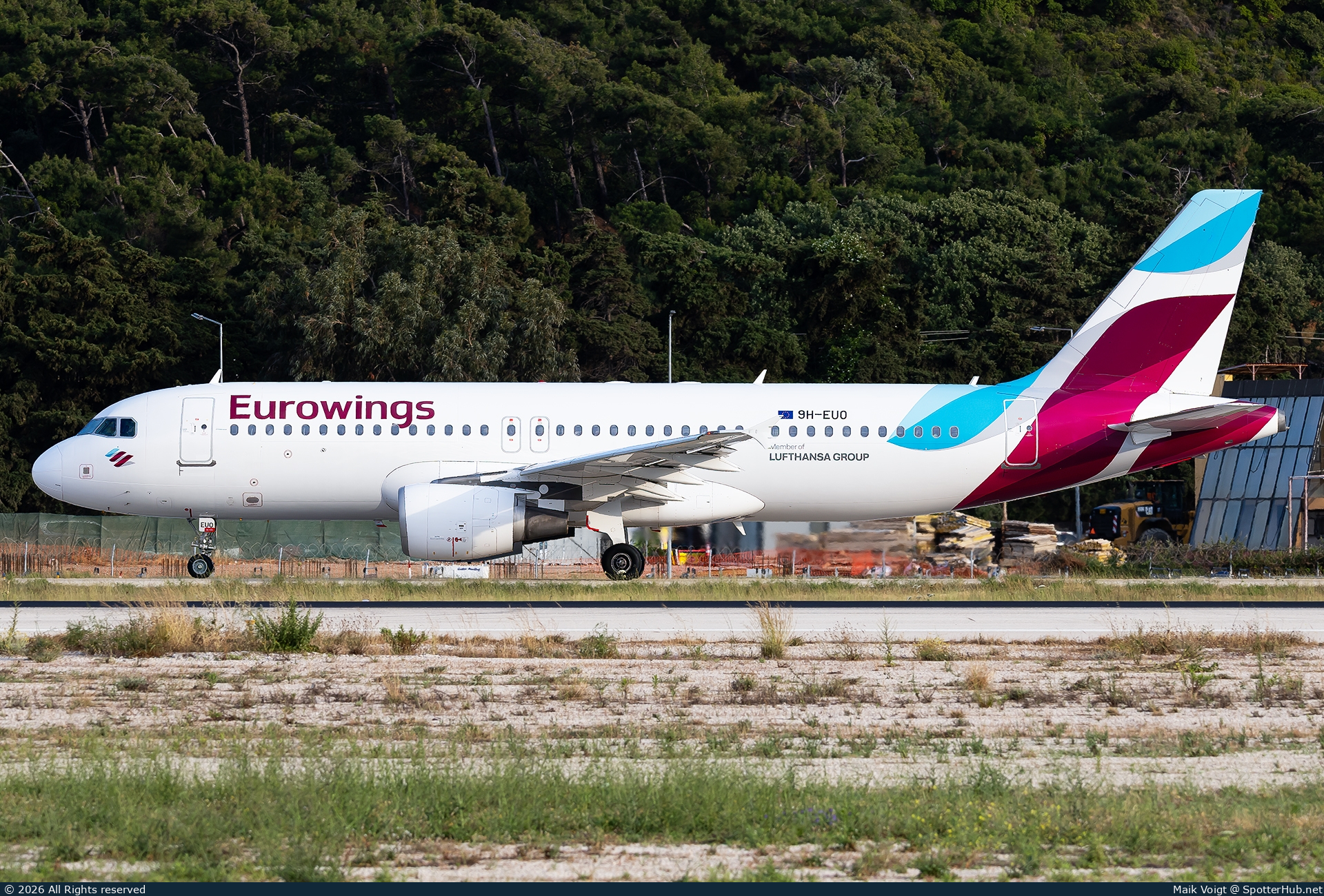 Photo of 9H-EUO - Airbus A320-214 operated by Eurowings Europe Malta
