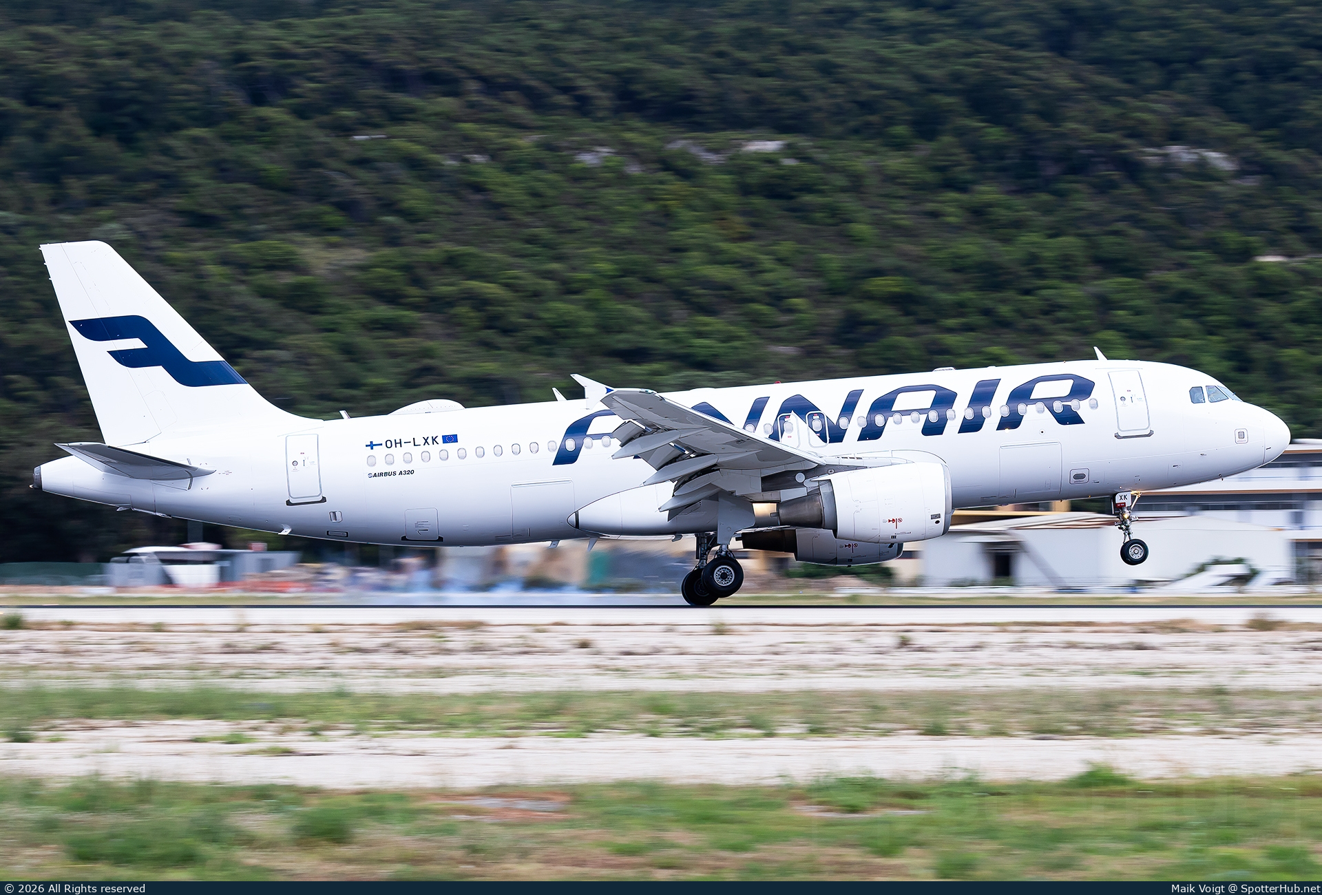 Photo of OH-LXK - Airbus A320-214 operated by Finnair