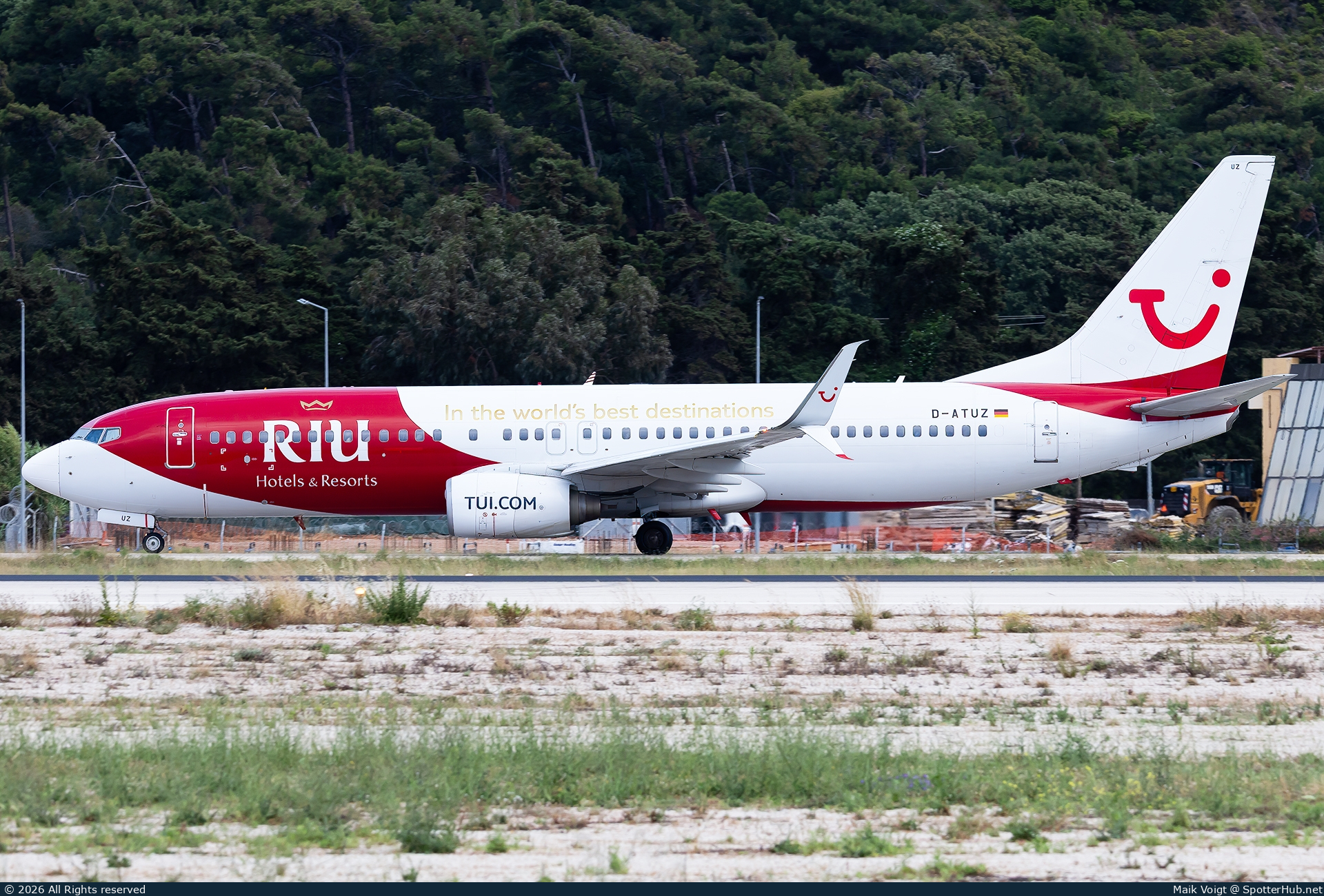 Photo of D-ATUZ - Boeing 737-8K5 operated by TUIfly