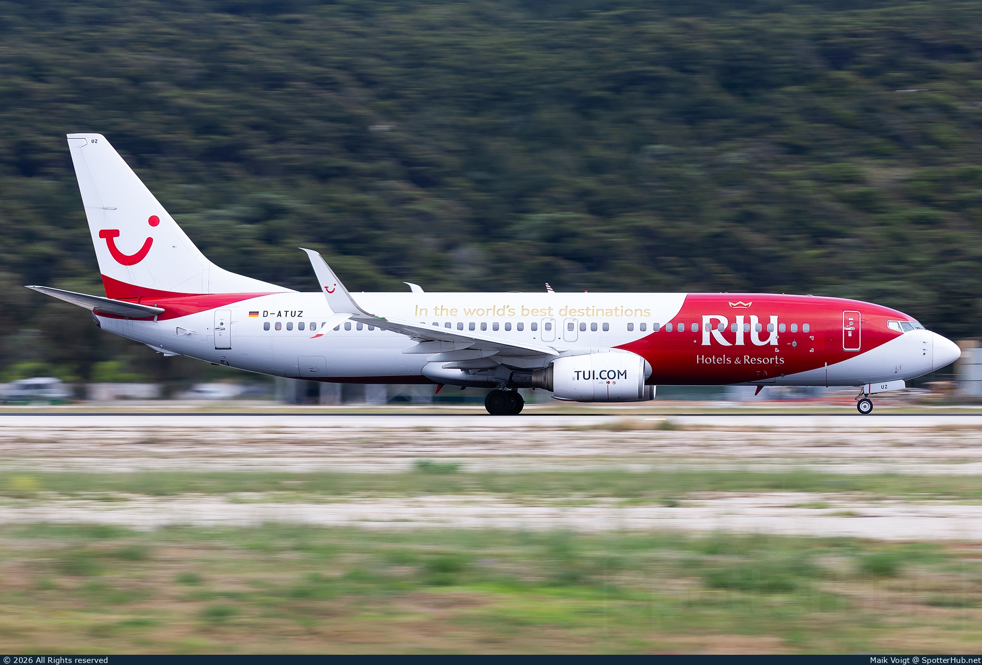 Photo of D-ATUZ - Boeing 737-8K5 operated by TUIfly