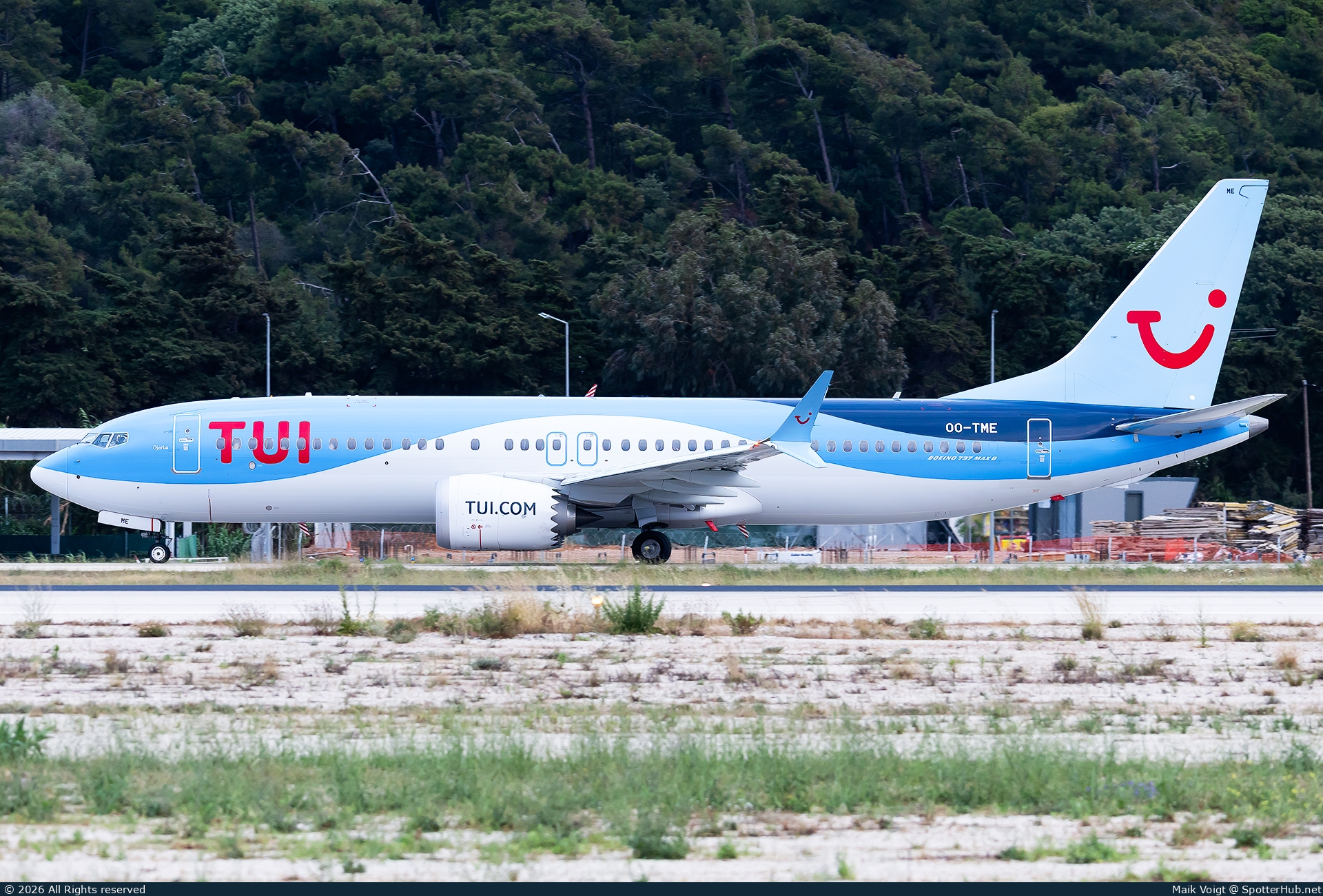 Photo of OO-TME - Boeing 737 MAX 8 operated by TUI Airlines Belgium