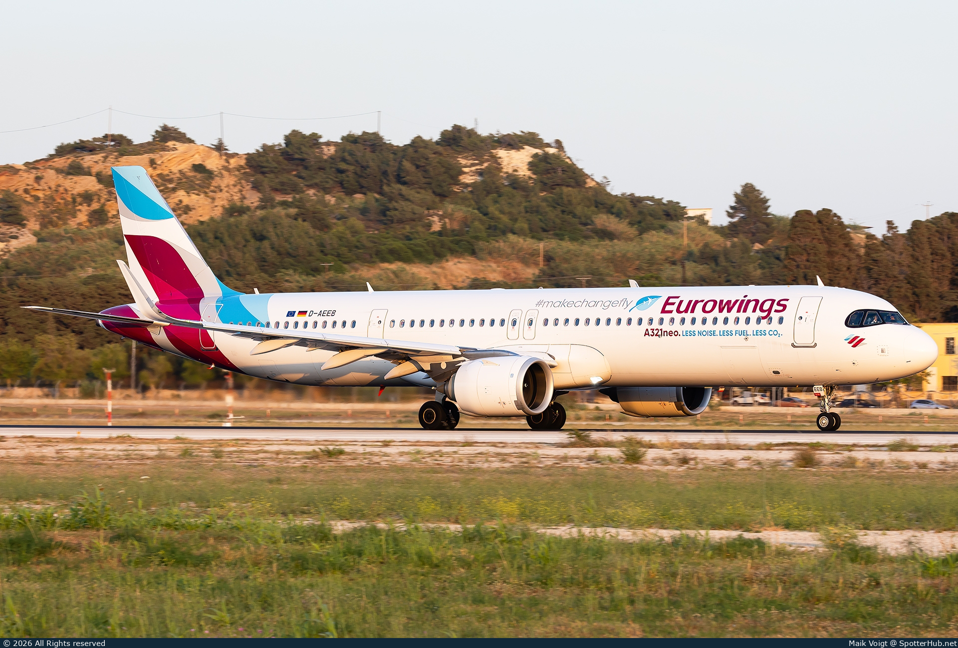 Photo of D-AEEB - Airbus A321-251NX operated by Eurowings