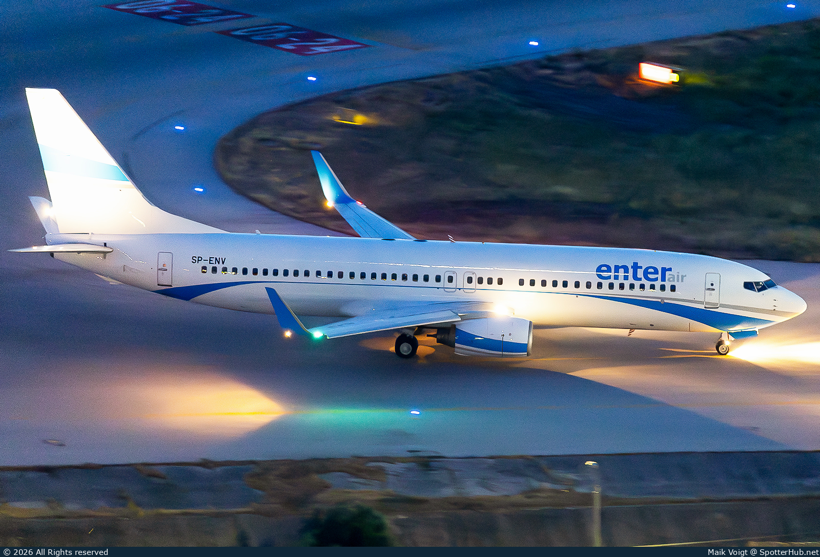 Photo of SP-ENV - Boeing 737-8BK operated by Enter Air